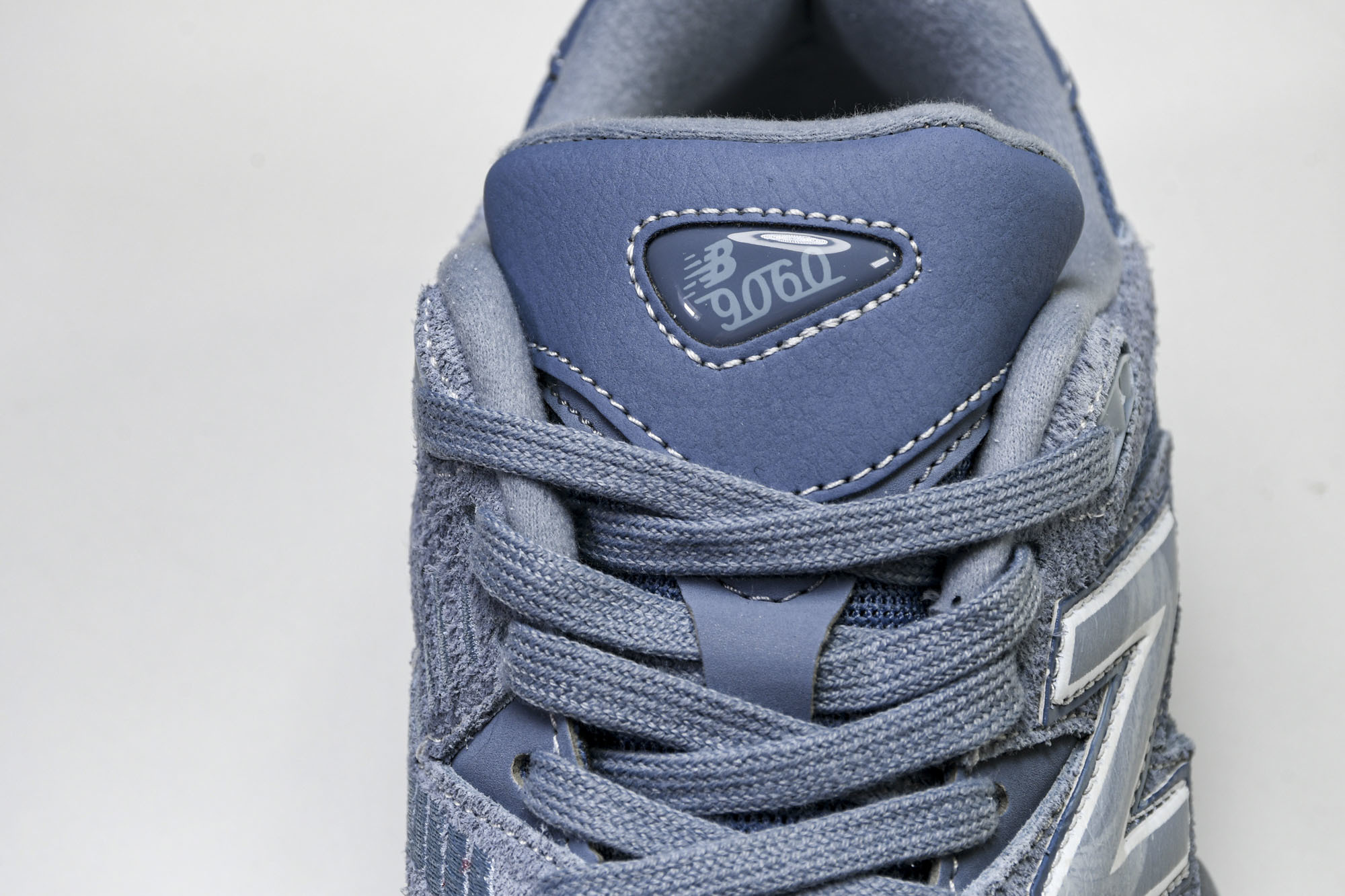 Joe Freshgoods x New Balance NB9060 联名款 复古休闲运动慢跑鞋 U9