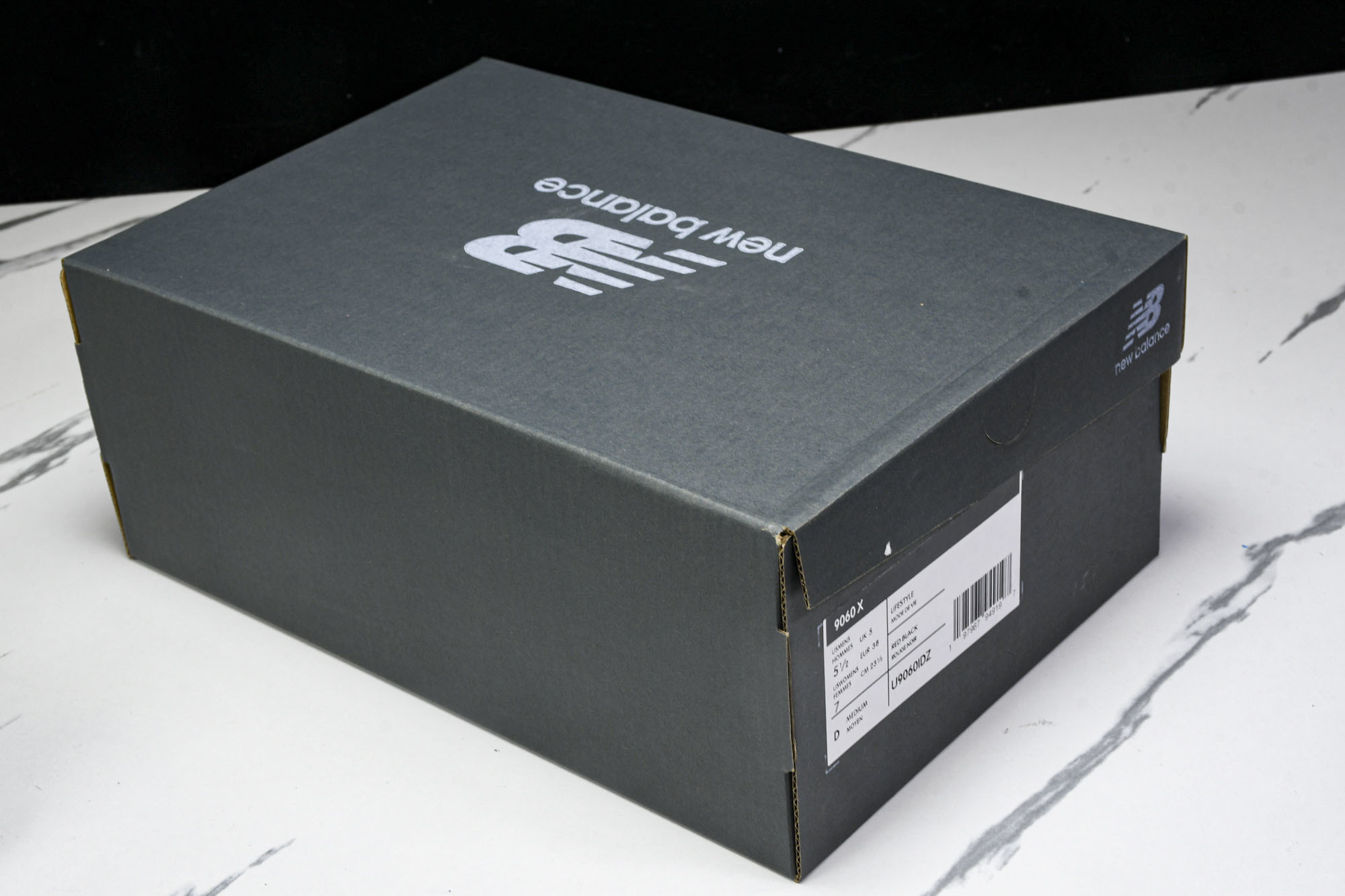 Joe Freshgoods x New Balance NB9060 联名款 复古休闲运动慢跑鞋 U9