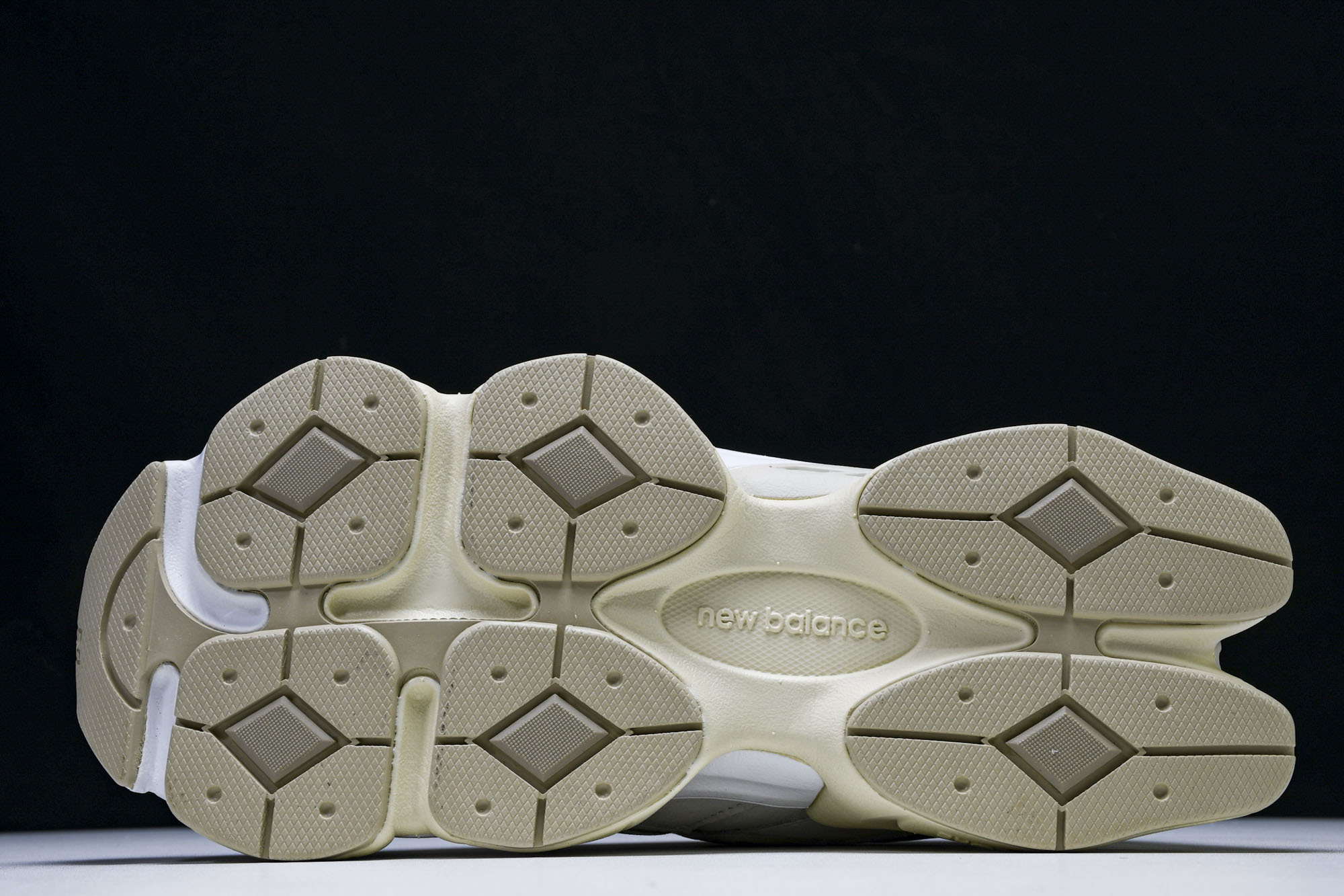 Joe Freshgoods x New Balance NB9060 联名款 复古休闲运动慢跑鞋 U9