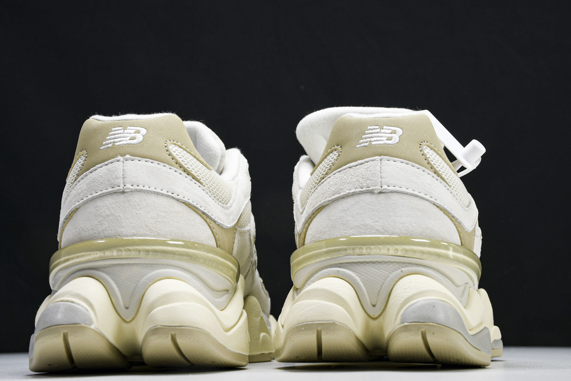 Joe Freshgoods x New Balance NB9060 联名款 复古休闲运动慢跑鞋 U9