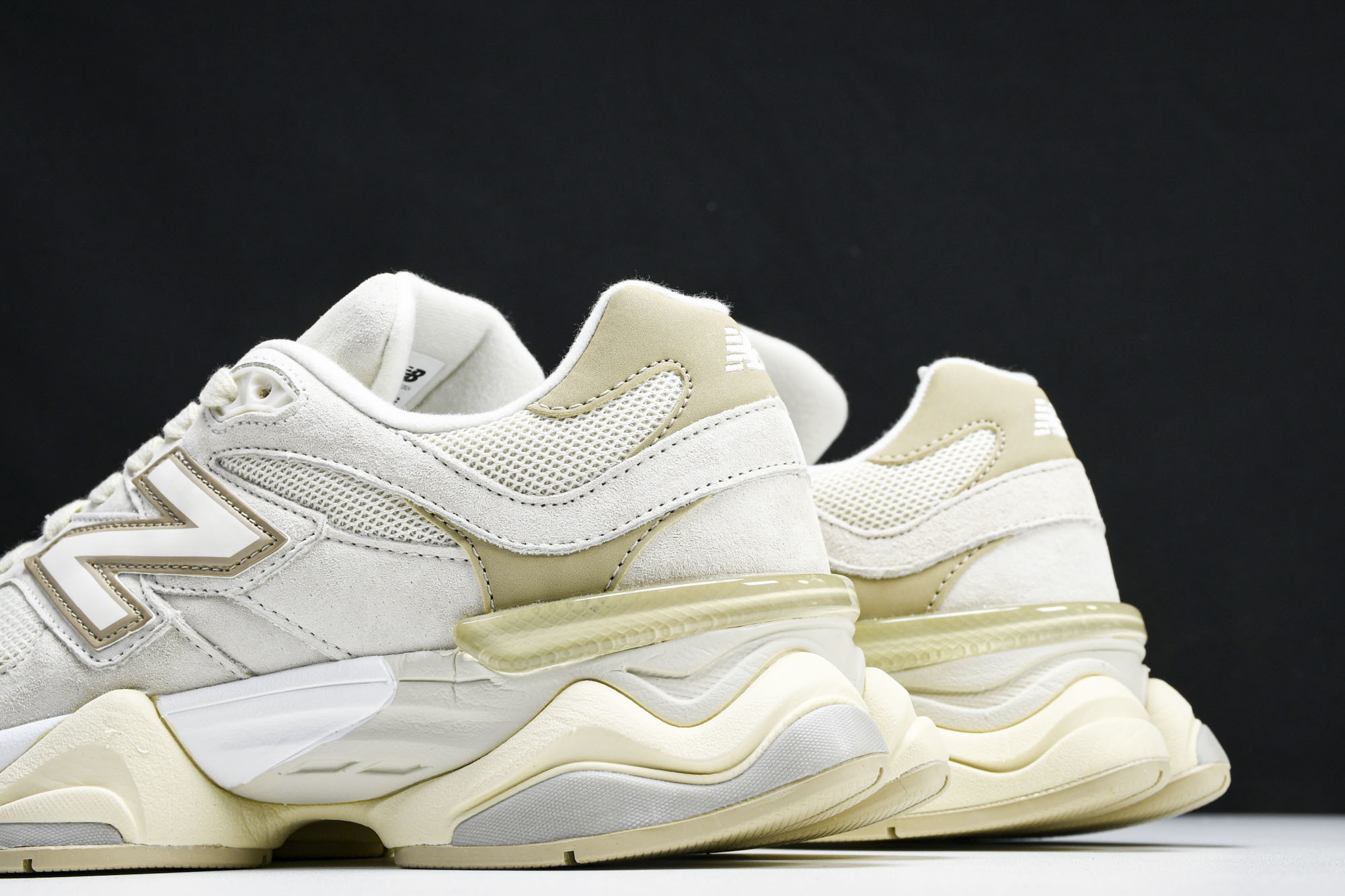 Joe Freshgoods x New Balance NB9060 联名款 复古休闲运动慢跑鞋 U9