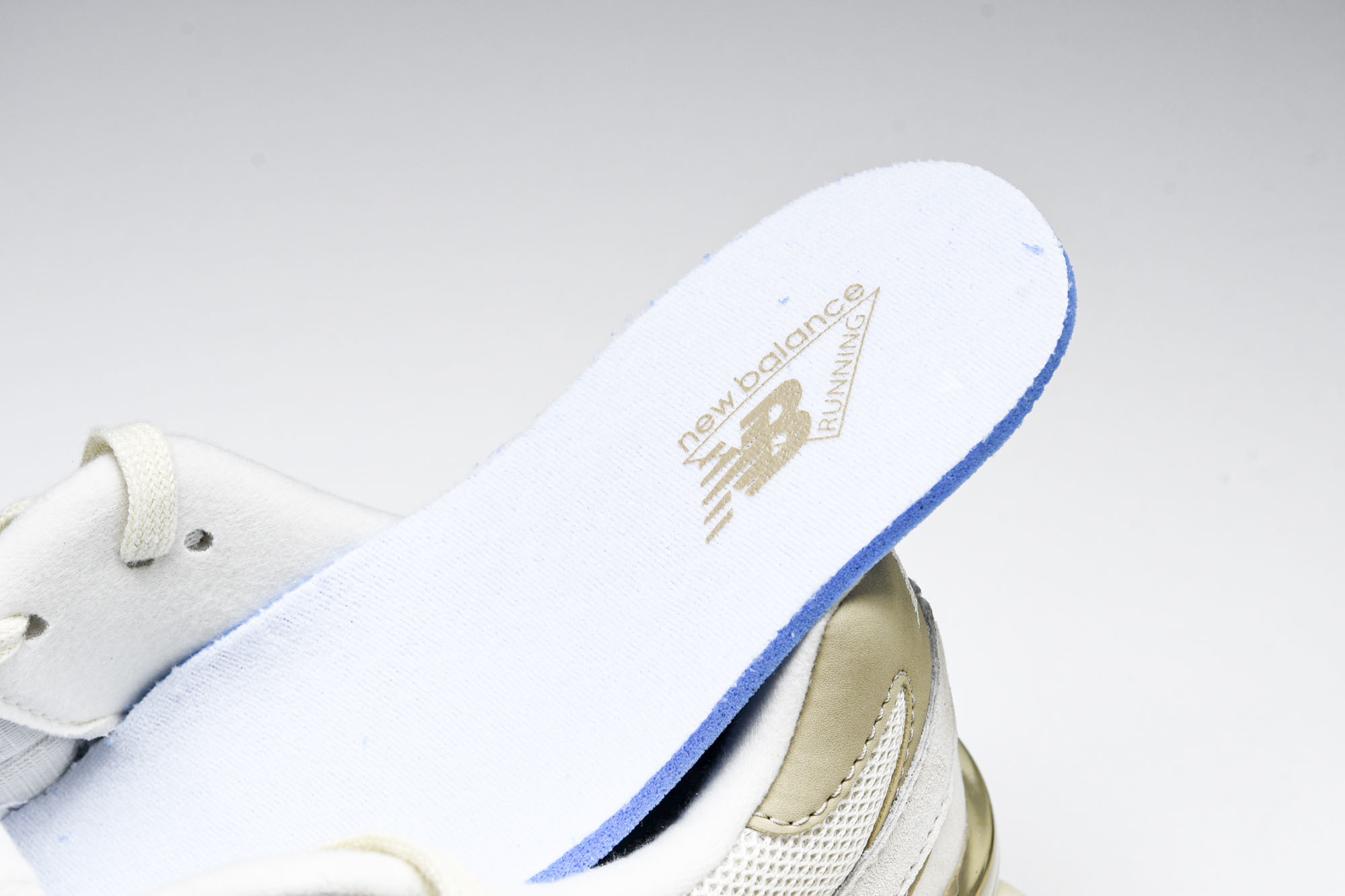 Joe Freshgoods x New Balance NB9060 联名款 复古休闲运动慢跑鞋 U9