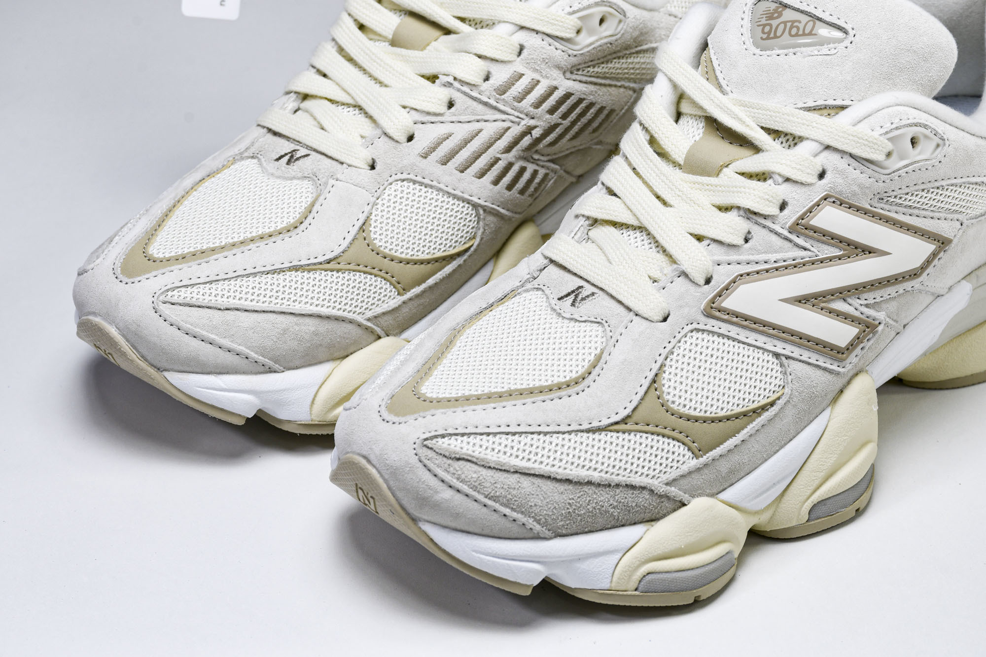 Joe Freshgoods x New Balance NB9060 联名款 复古休闲运动慢跑鞋 U9