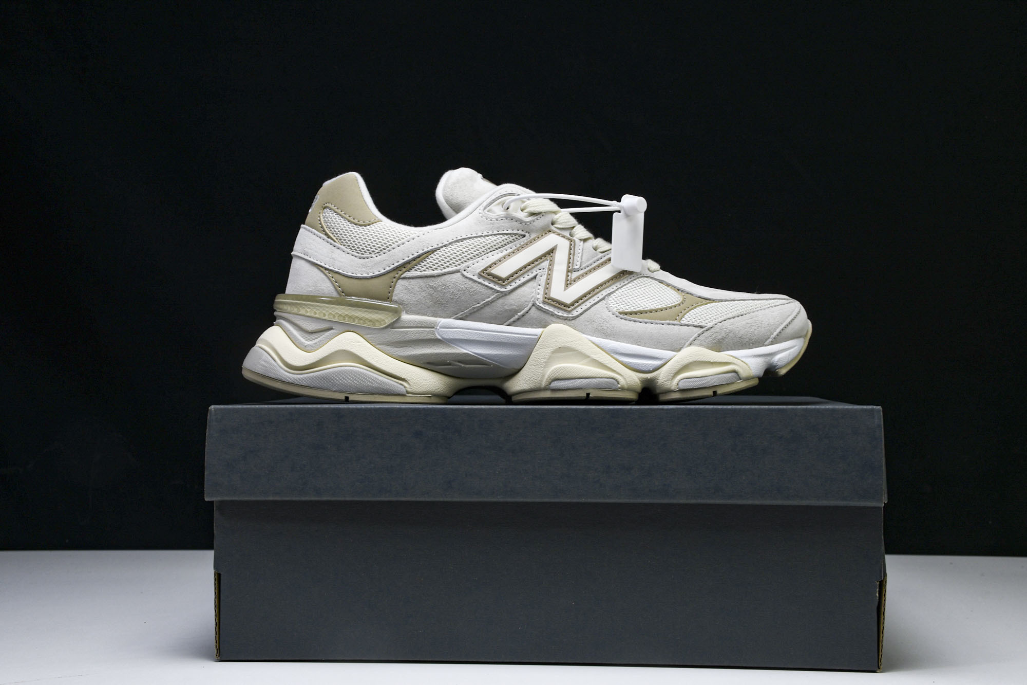 Joe Freshgoods x New Balance NB9060 联名款 复古休闲运动慢跑鞋 U9