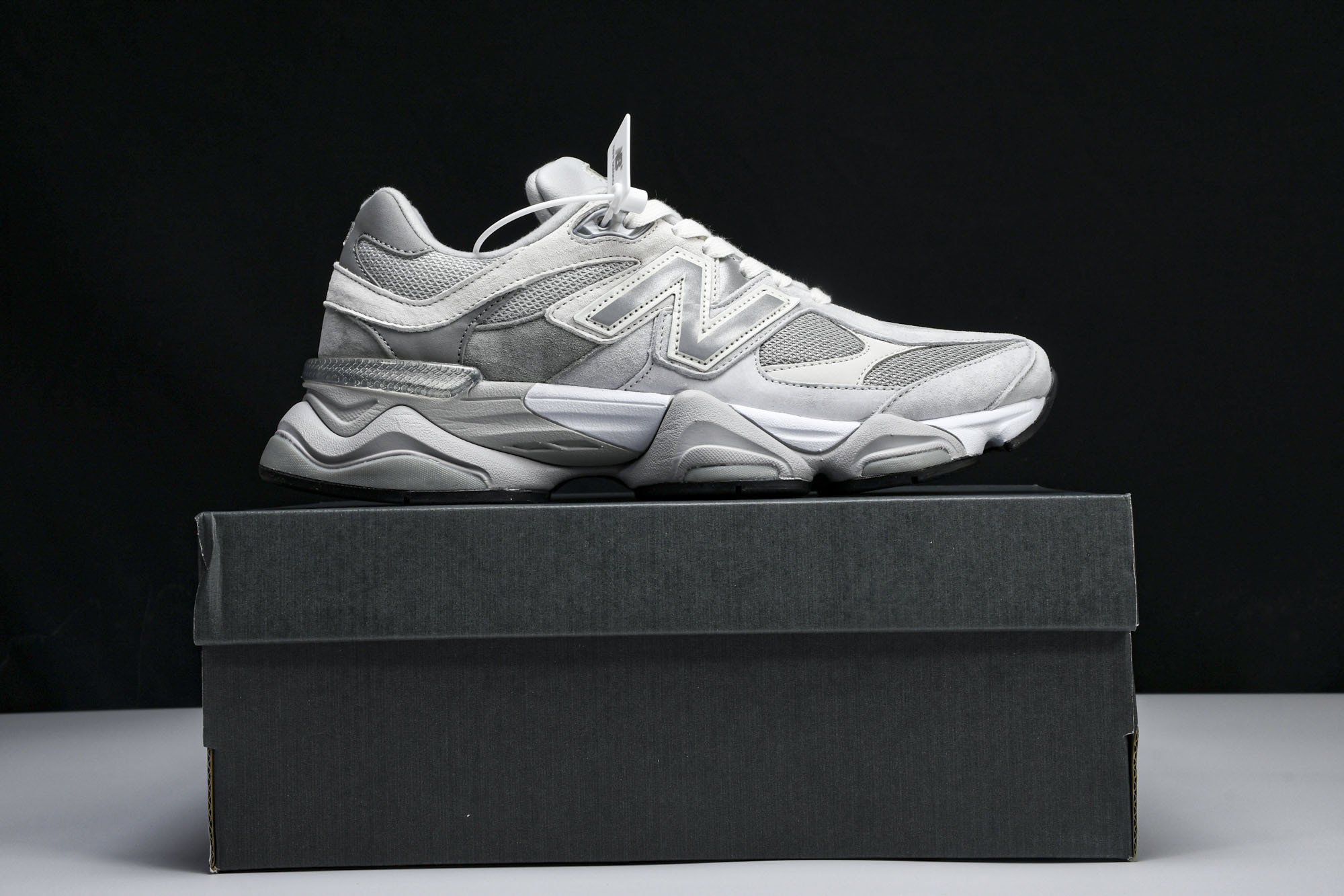 Joe Freshgoods x New Balance NB9060 联名款 复古休闲运动慢跑鞋 U9