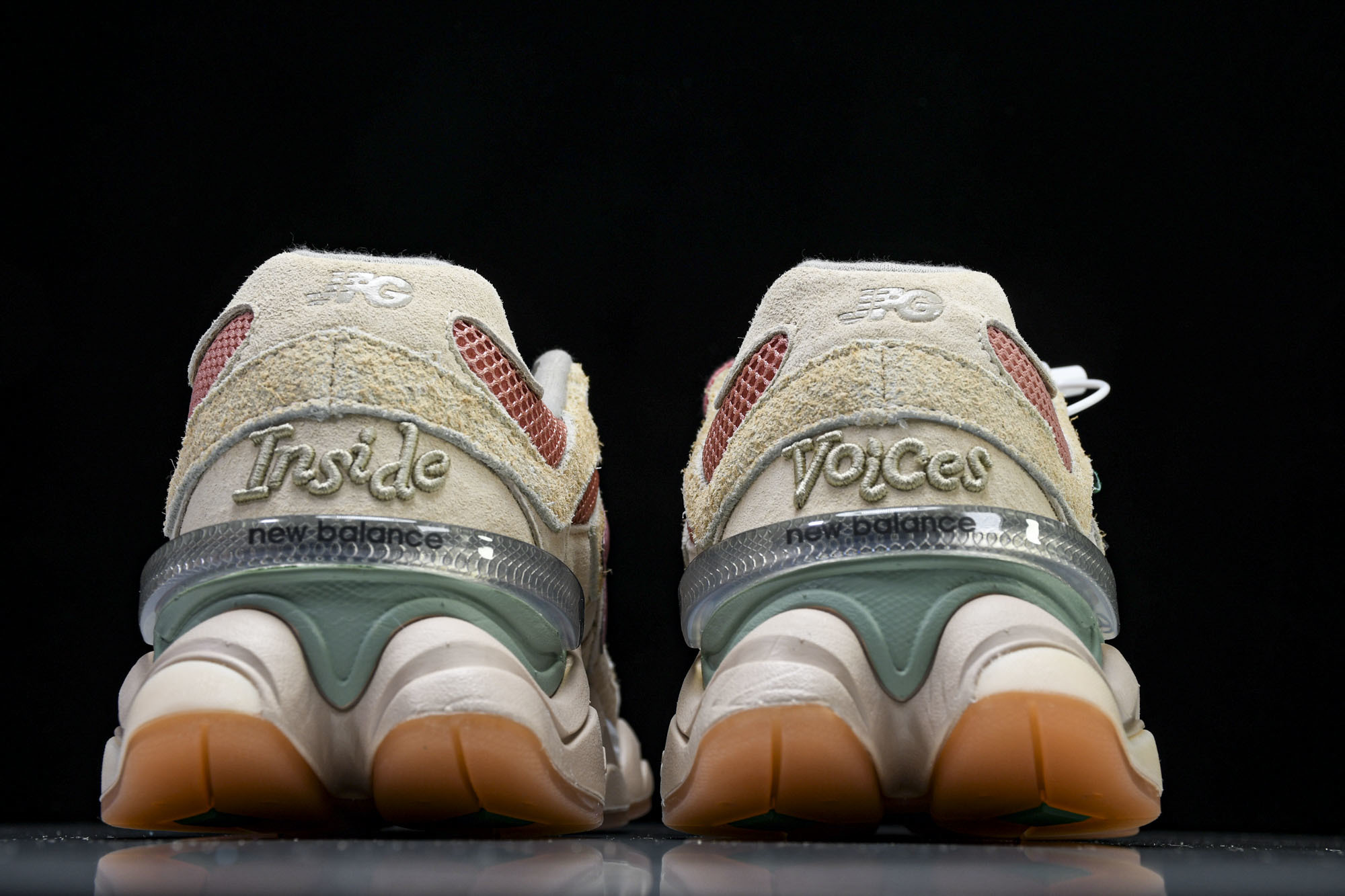 Joe Freshgoods x New Balance NB9060 联名款 复古休闲运动慢跑鞋 U9