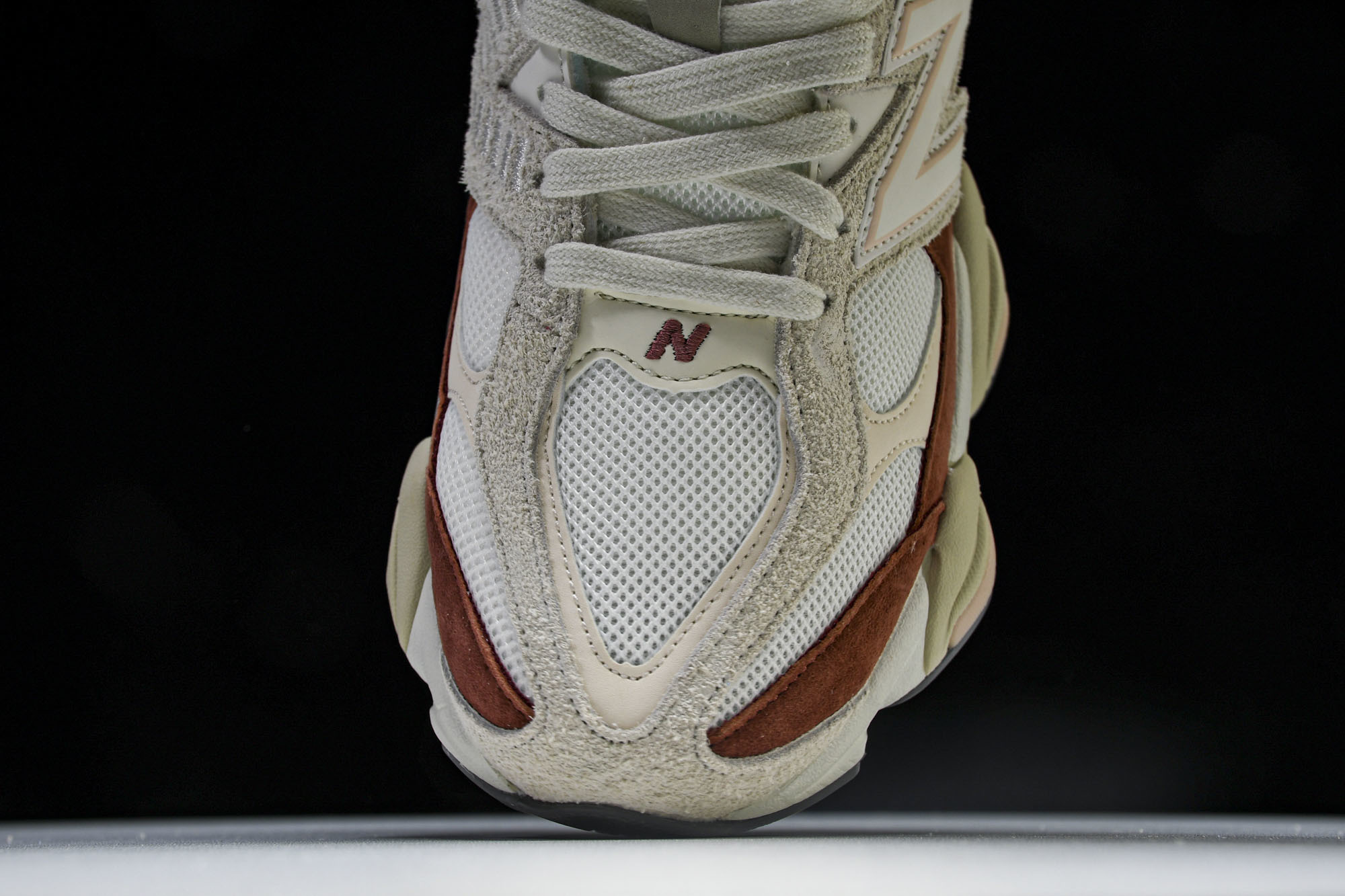 Joe Freshgoods x New Balance NB9060 联名款 复古休闲运动慢跑鞋 U9