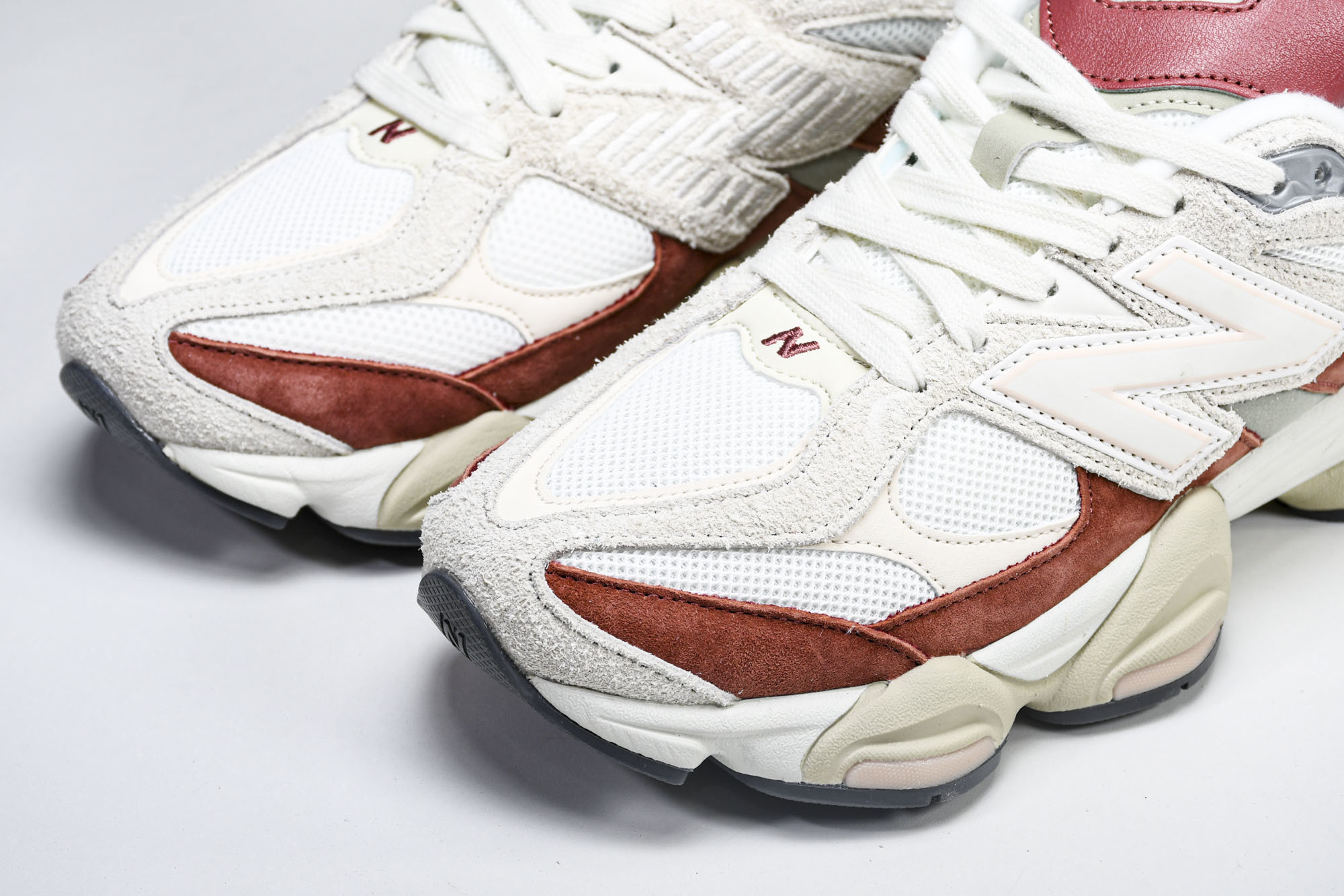 Joe Freshgoods x New Balance NB9060 联名款 复古休闲运动慢跑鞋 U9