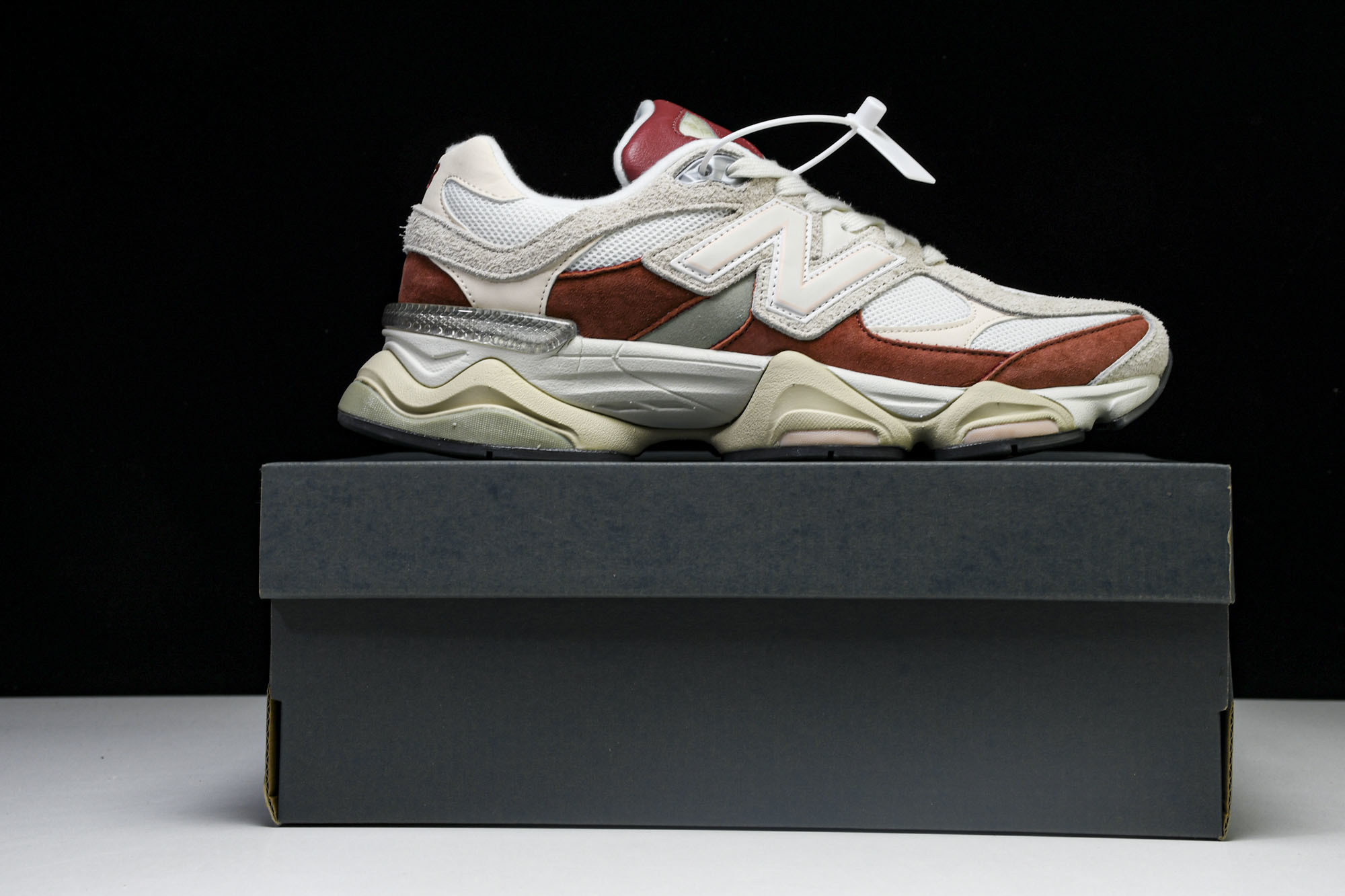 Joe Freshgoods x New Balance NB9060 联名款 复古休闲运动慢跑鞋 U9