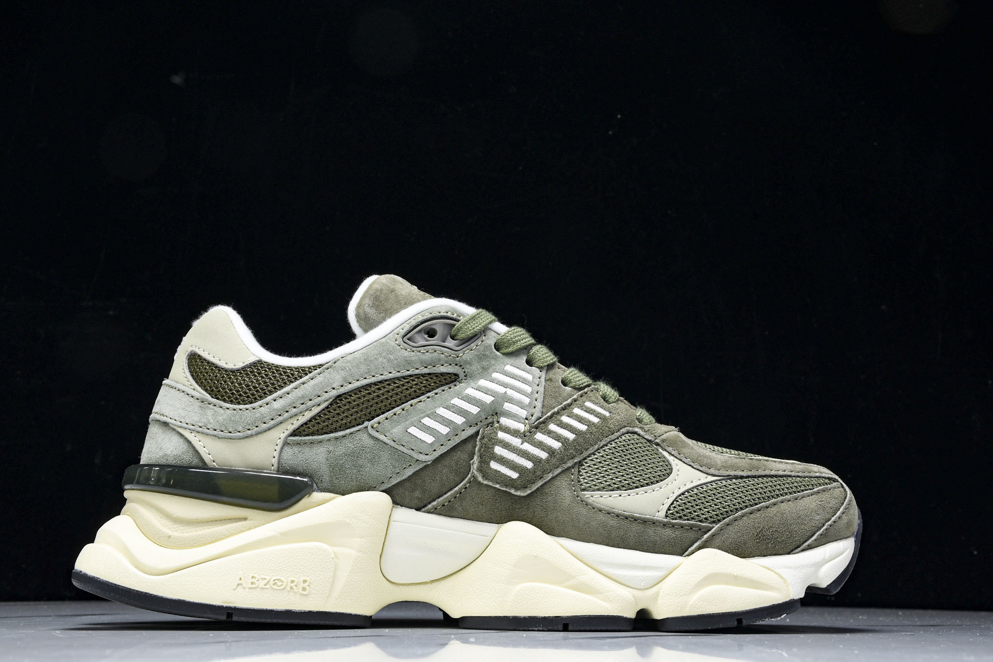 Joe Freshgoods x New Balance NB9060 联名款 复古休闲运动慢跑鞋 U9