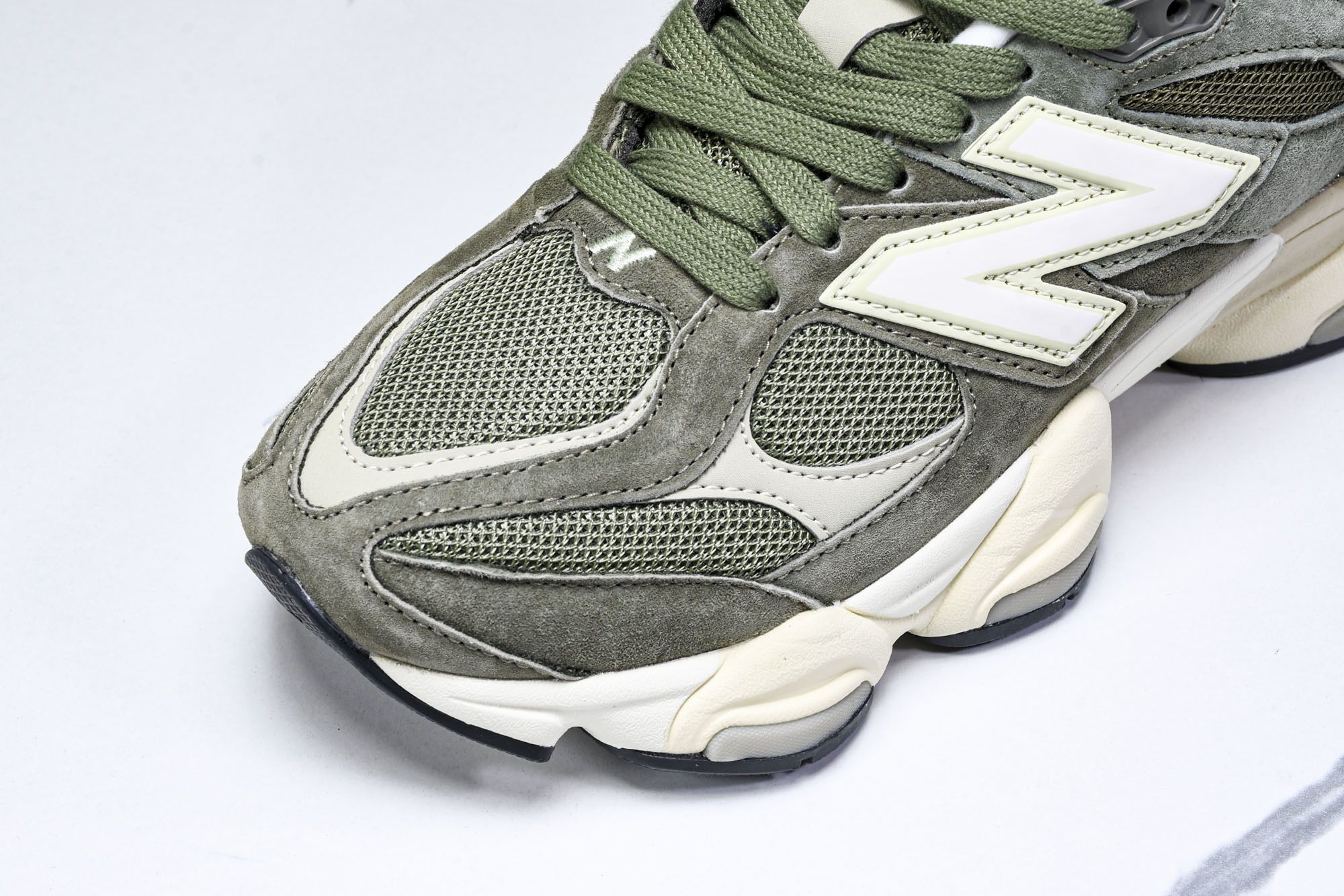 Joe Freshgoods x New Balance NB9060 联名款 复古休闲运动慢跑鞋 U9