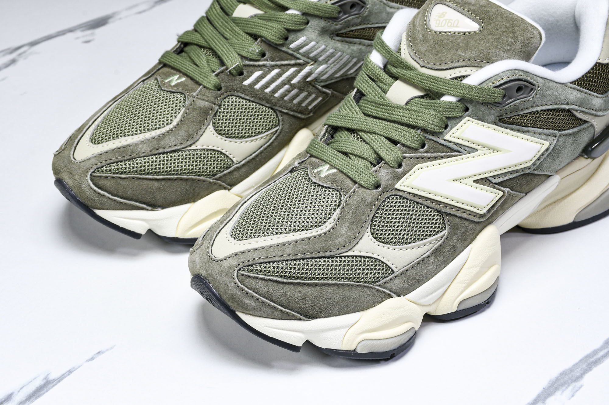 Joe Freshgoods x New Balance NB9060 联名款 复古休闲运动慢跑鞋 U9