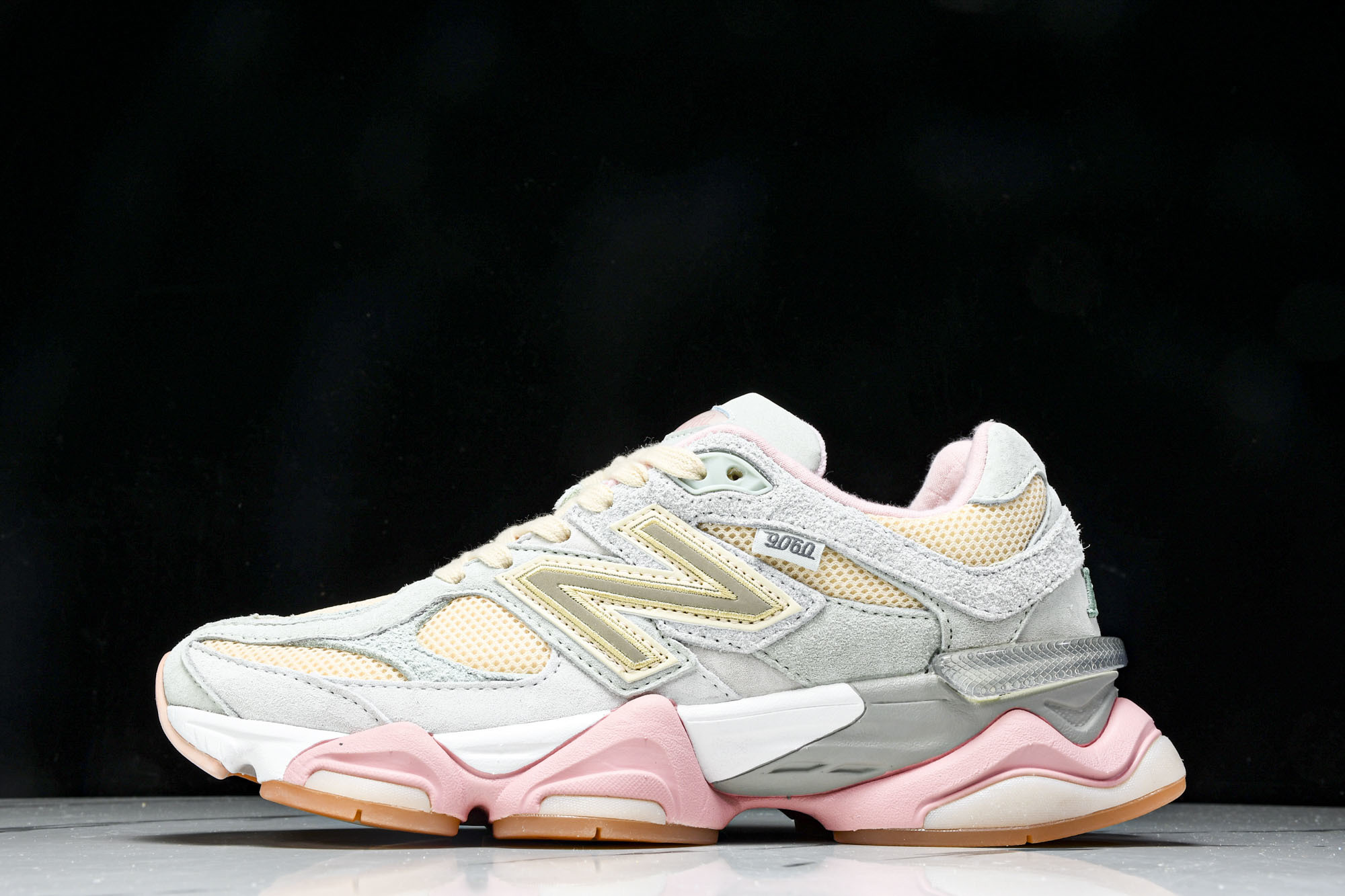 Joe Freshgoods x New Balance NB9060 联名款 复古休闲运动慢跑鞋 U9
