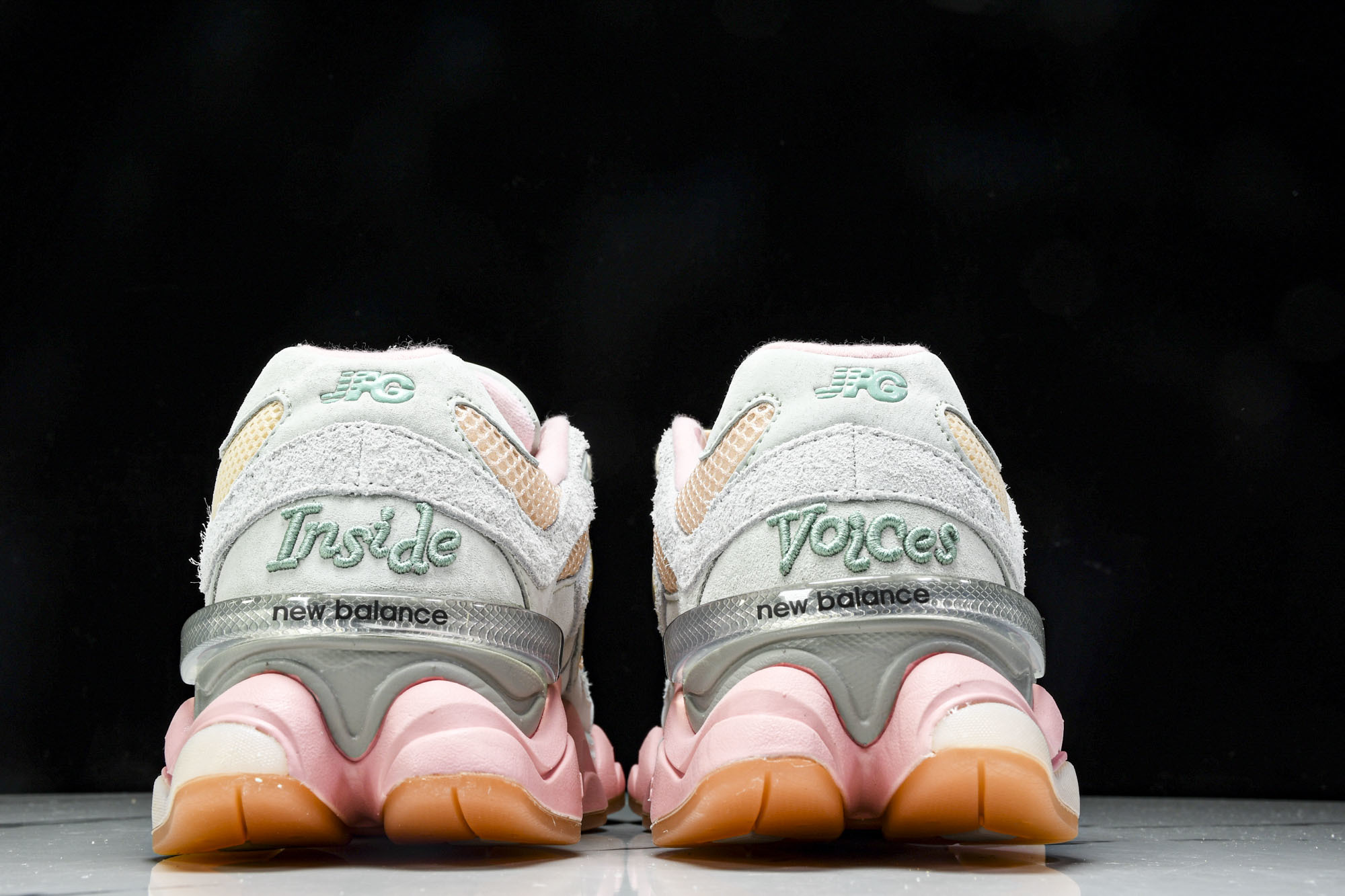Joe Freshgoods x New Balance NB9060 联名款 复古休闲运动慢跑鞋 U9