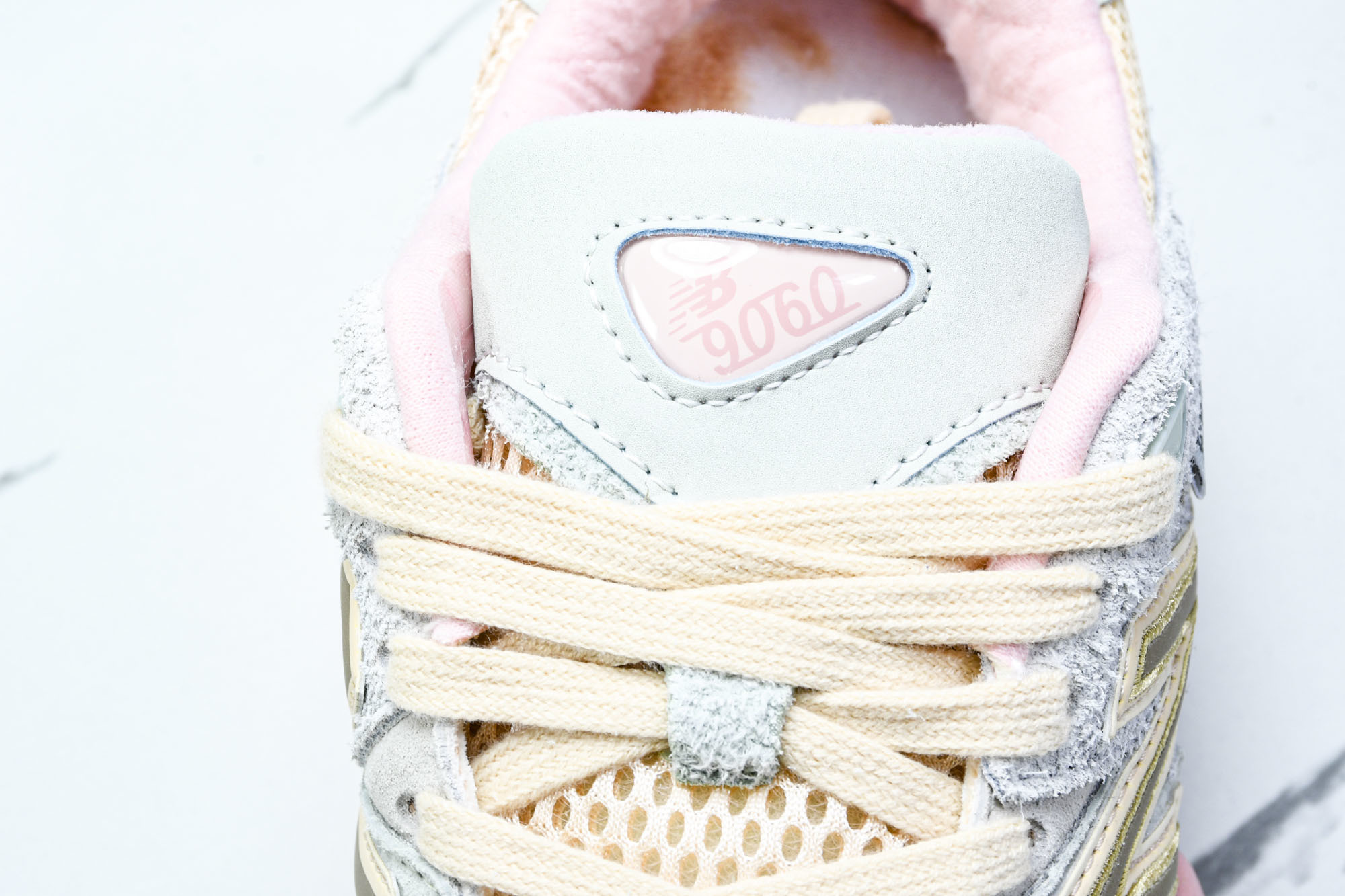 Joe Freshgoods x New Balance NB9060 联名款 复古休闲运动慢跑鞋 U9