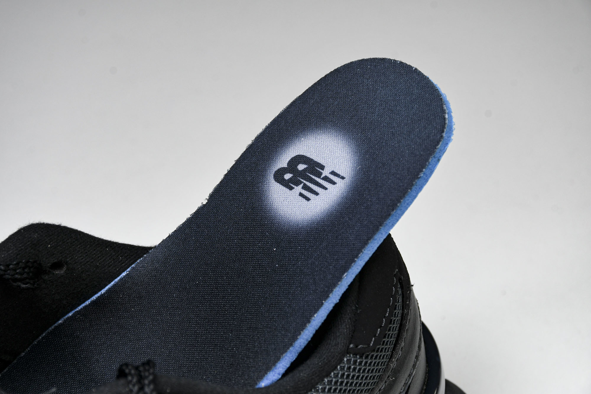 Joe Freshgoods x New Balance NB9060 联名款 复古休闲运动慢跑鞋 U9
