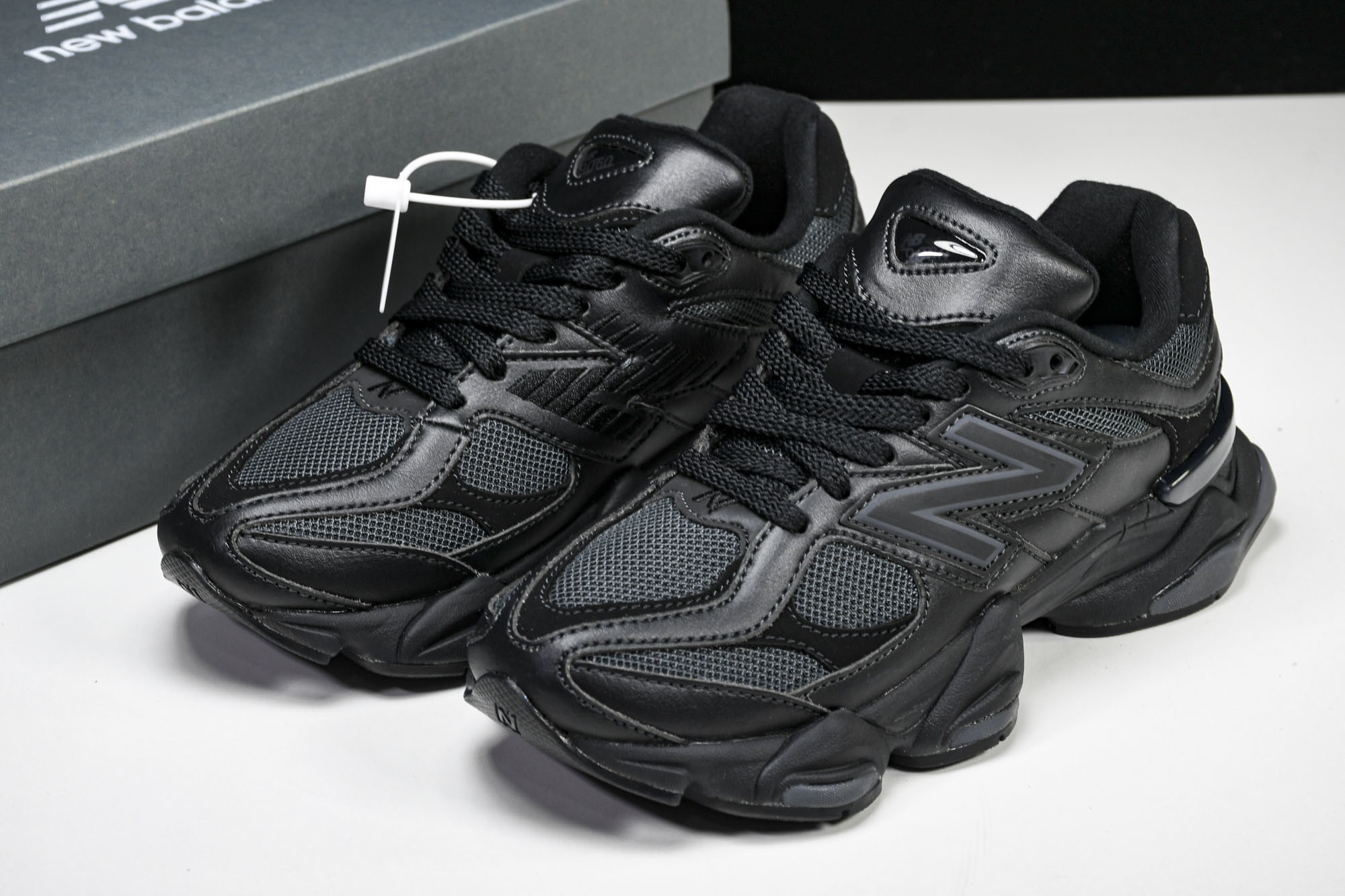 Joe Freshgoods x New Balance NB9060 联名款 复古休闲运动慢跑鞋 U9