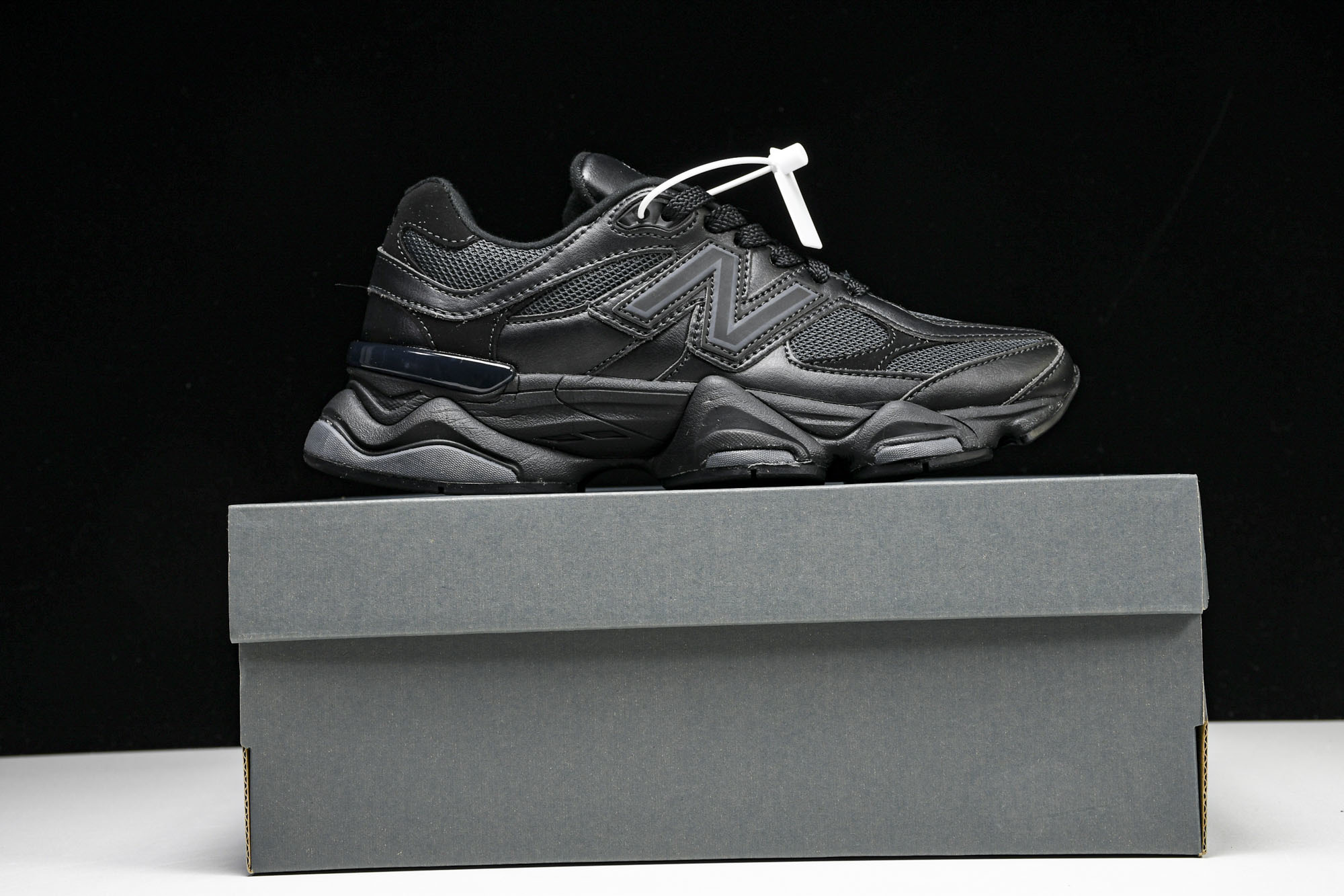 Joe Freshgoods x New Balance NB9060 联名款 复古休闲运动慢跑鞋 U9