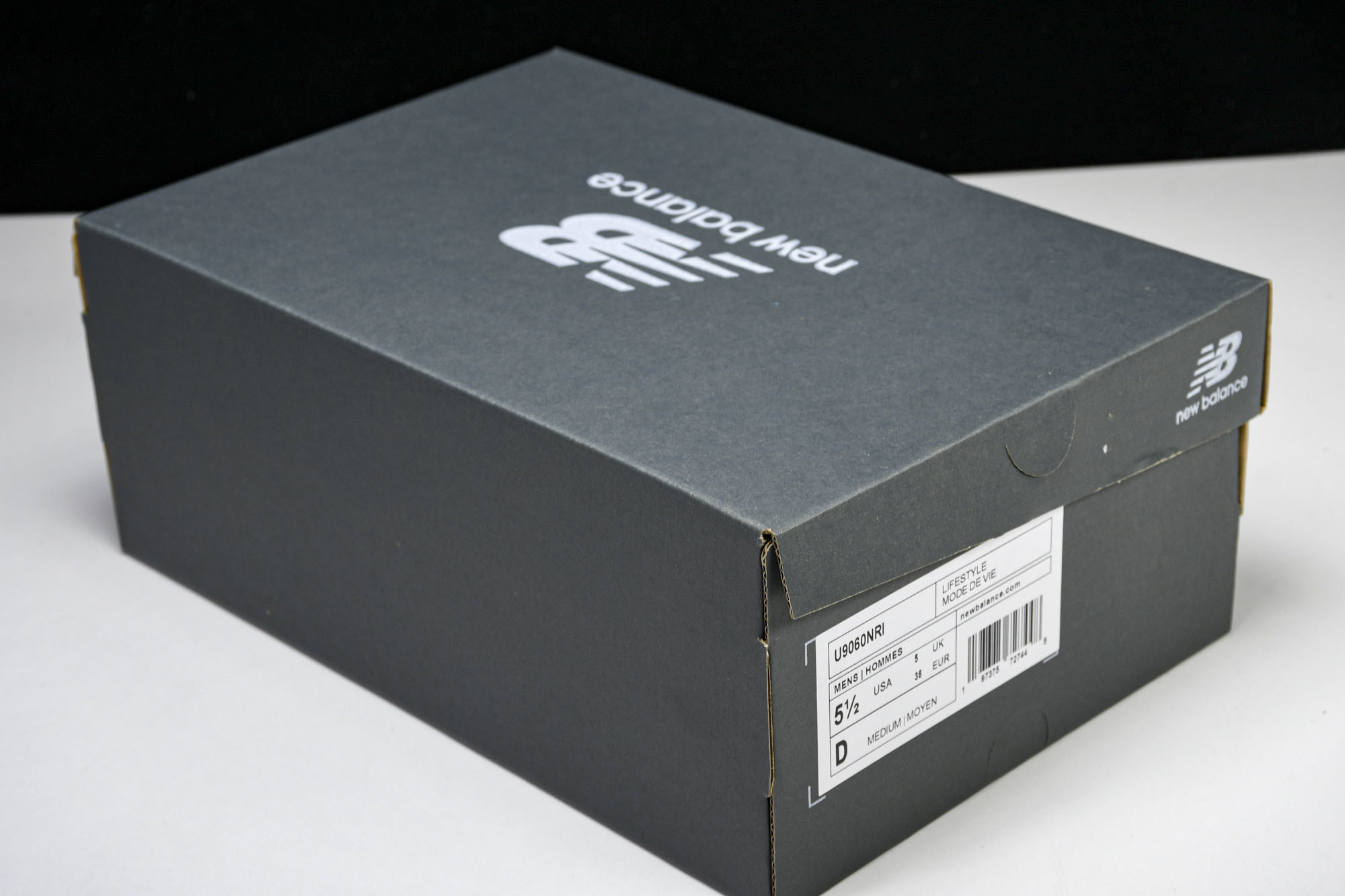Joe Freshgoods x New Balance NB9060 联名款 复古休闲运动慢跑鞋 U9