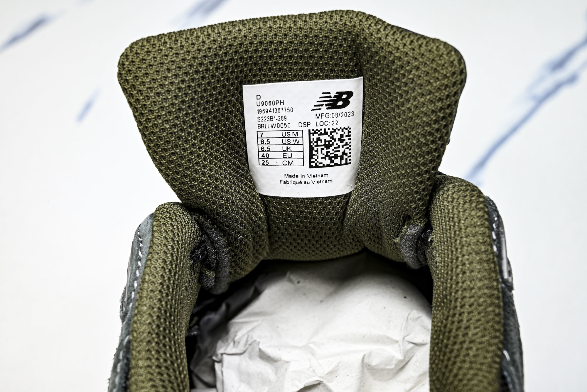 Joe Freshgoods x New Balance NB9060 联名款 复古休闲运动慢跑鞋 U9