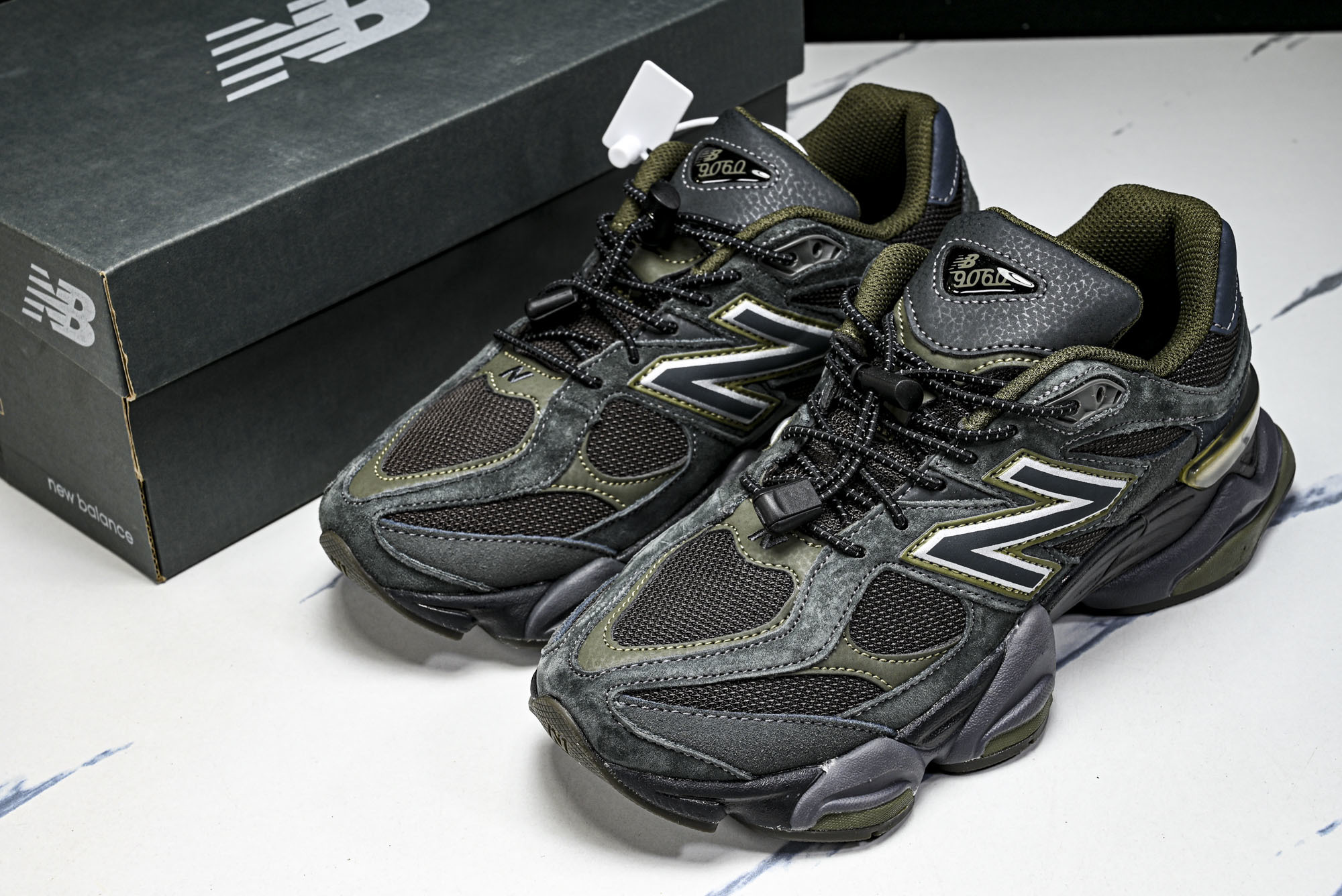 Joe Freshgoods x New Balance NB9060 联名款 复古休闲运动慢跑鞋 U9