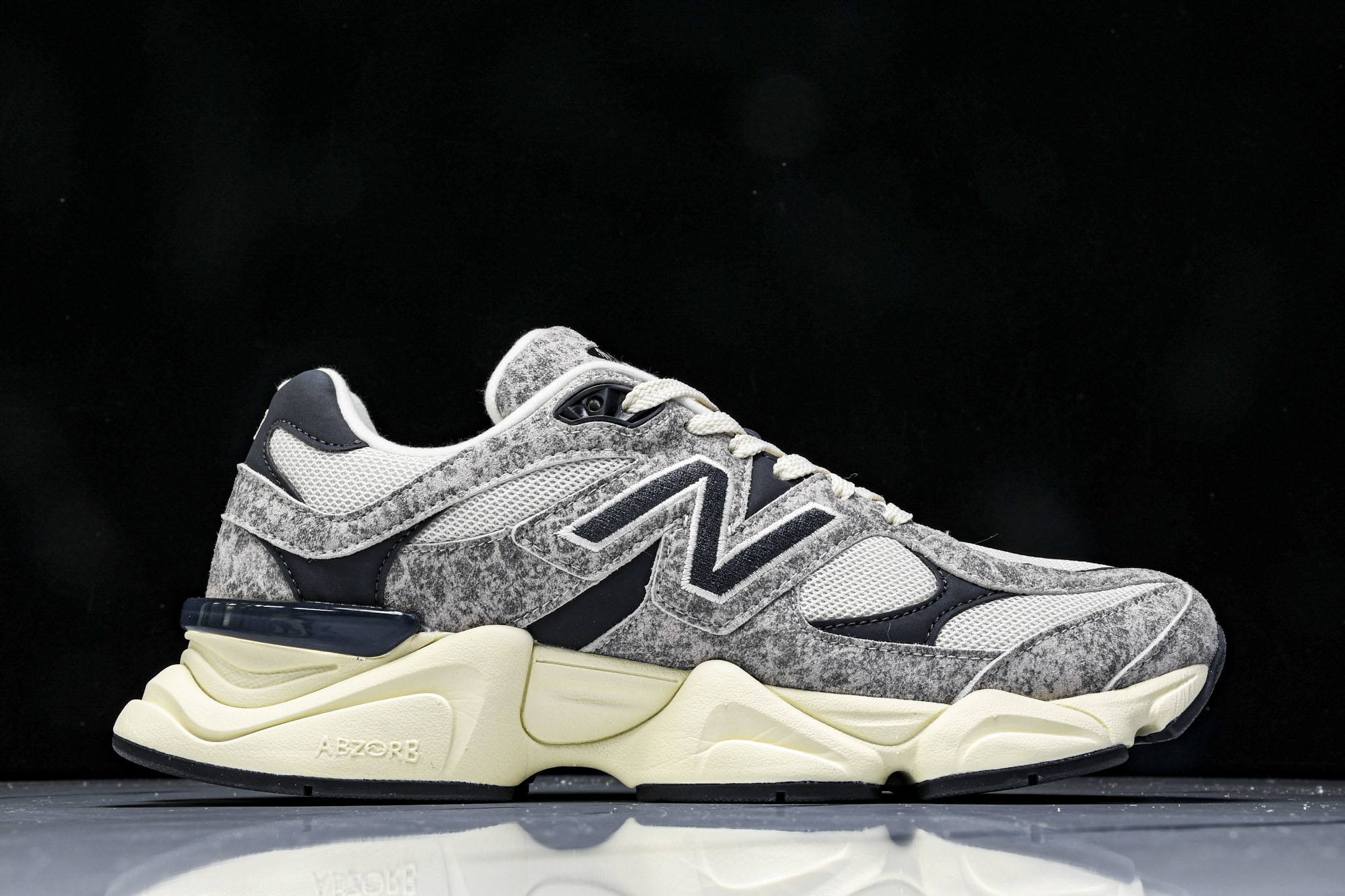 Joe Freshgoods x New Balance NB9060 联名款 复古休闲运动慢跑鞋 U9