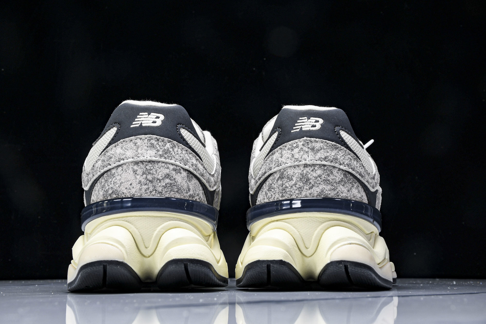 Joe Freshgoods x New Balance NB9060 联名款 复古休闲运动慢跑鞋 U9