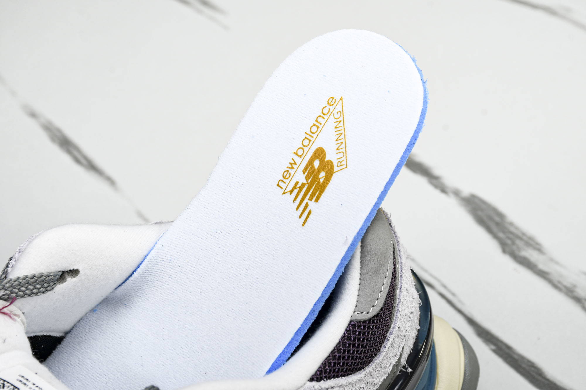 Joe Freshgoods x New Balance NB9060 联名款 复古休闲运动慢跑鞋 U9