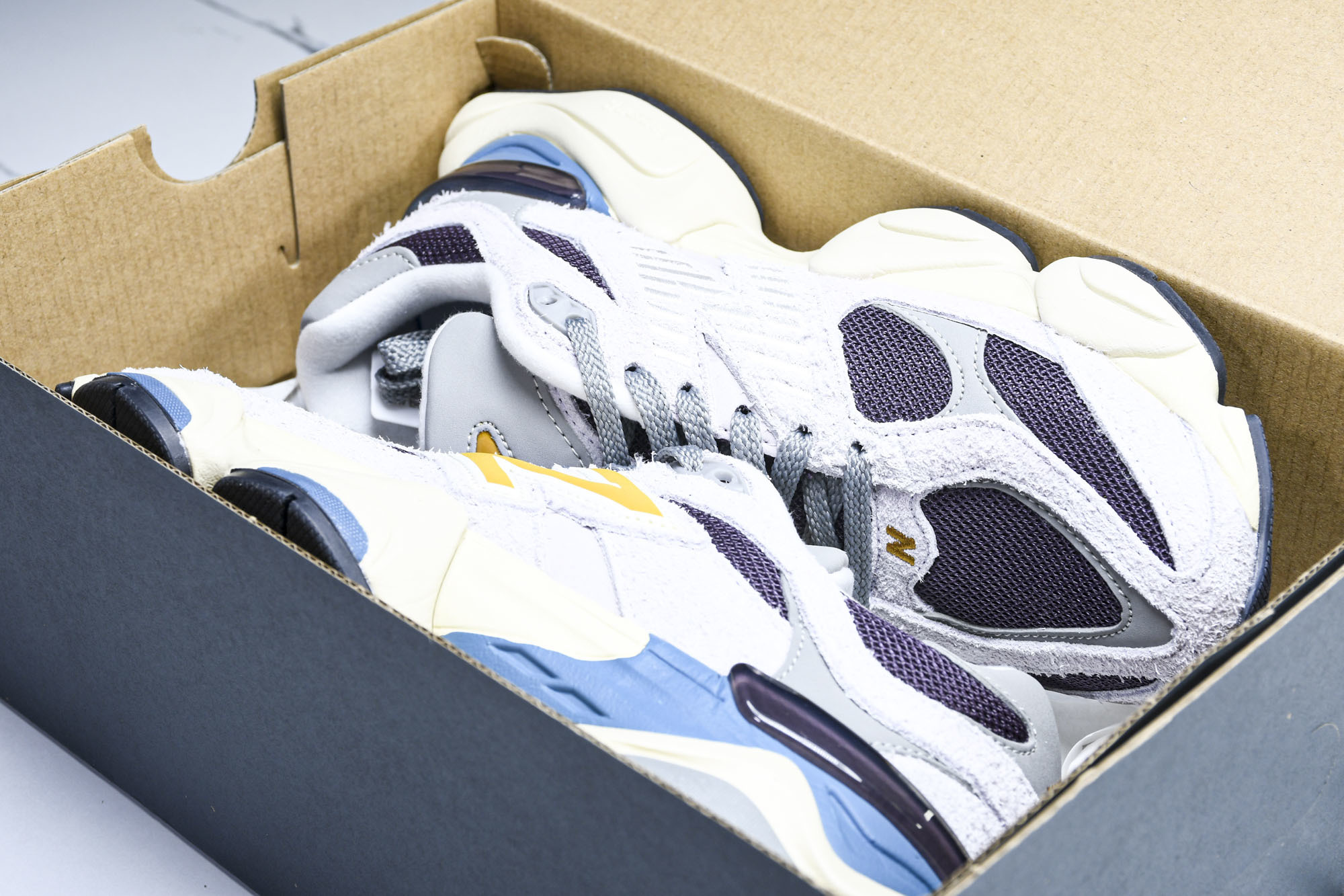 Joe Freshgoods x New Balance NB9060 联名款 复古休闲运动慢跑鞋 U9