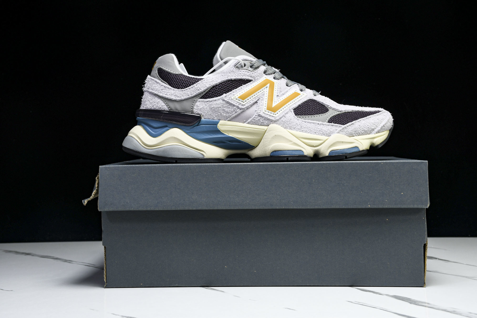 Joe Freshgoods x New Balance NB9060 联名款 复古休闲运动慢跑鞋 U9