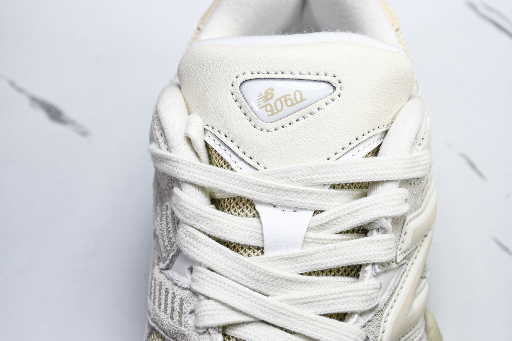 Joe Freshgoods x New Balance NB9060 联名款 复古休闲运动慢跑鞋 U9