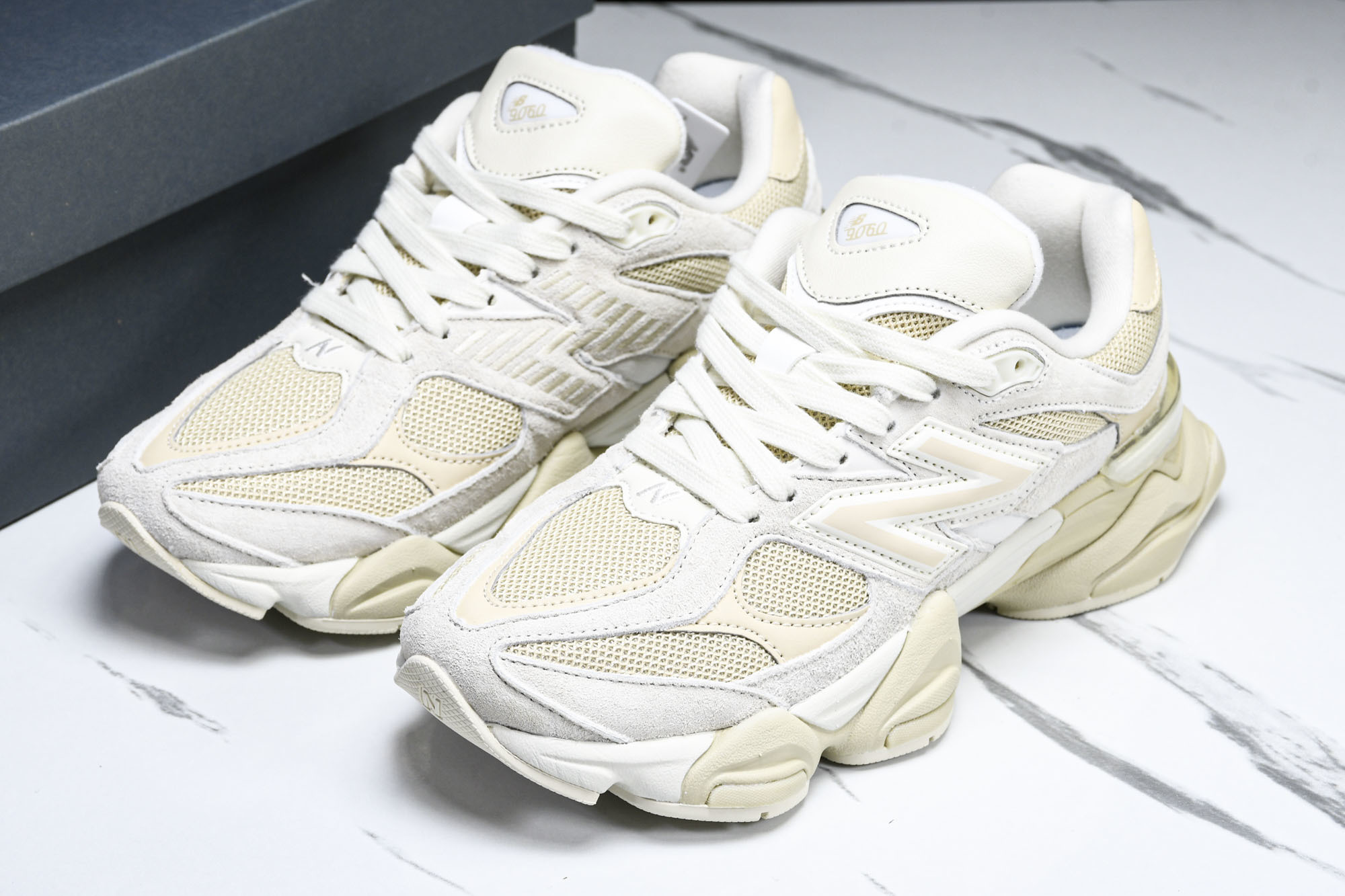 Joe Freshgoods x New Balance NB9060 联名款 复古休闲运动慢跑鞋 U9
