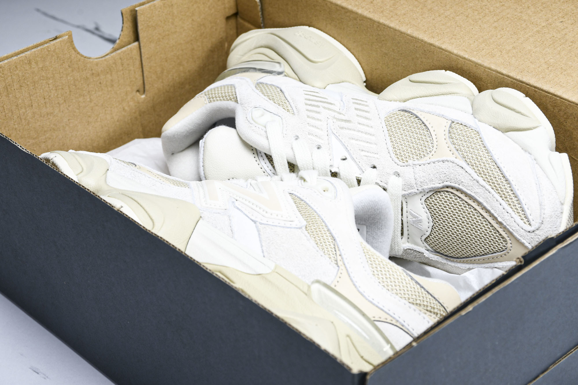Joe Freshgoods x New Balance NB9060 联名款 复古休闲运动慢跑鞋 U9