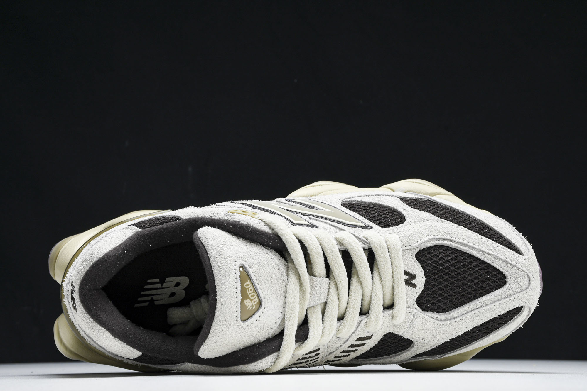 Joe Freshgoods x New Balance NB9060 联名款 复古休闲运动慢跑鞋 U9