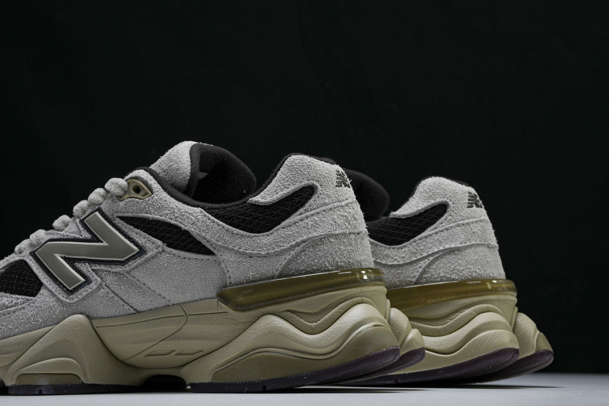 Joe Freshgoods x New Balance NB9060 联名款 复古休闲运动慢跑鞋 U9