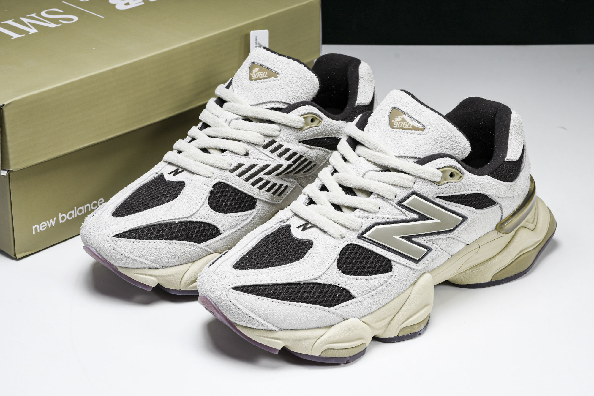 Joe Freshgoods x New Balance NB9060 联名款 复古休闲运动慢跑鞋 U9