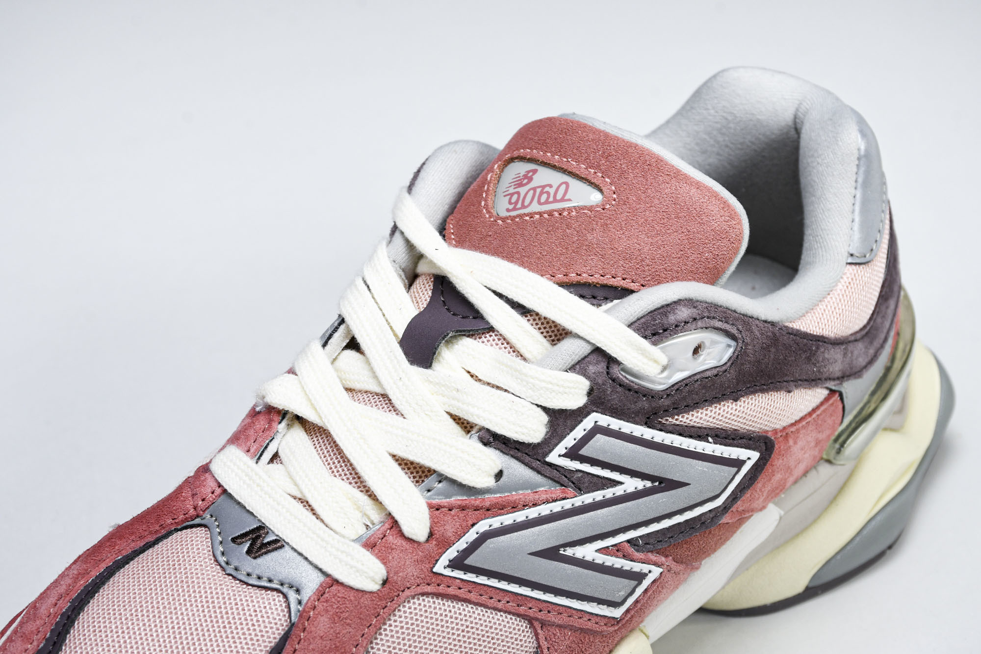 Joe Freshgoods x New Balance NB9060 联名款 复古休闲运动慢跑鞋 U9