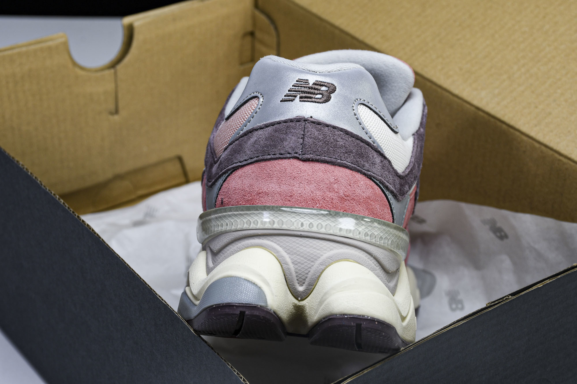 Joe Freshgoods x New Balance NB9060 联名款 复古休闲运动慢跑鞋 U9