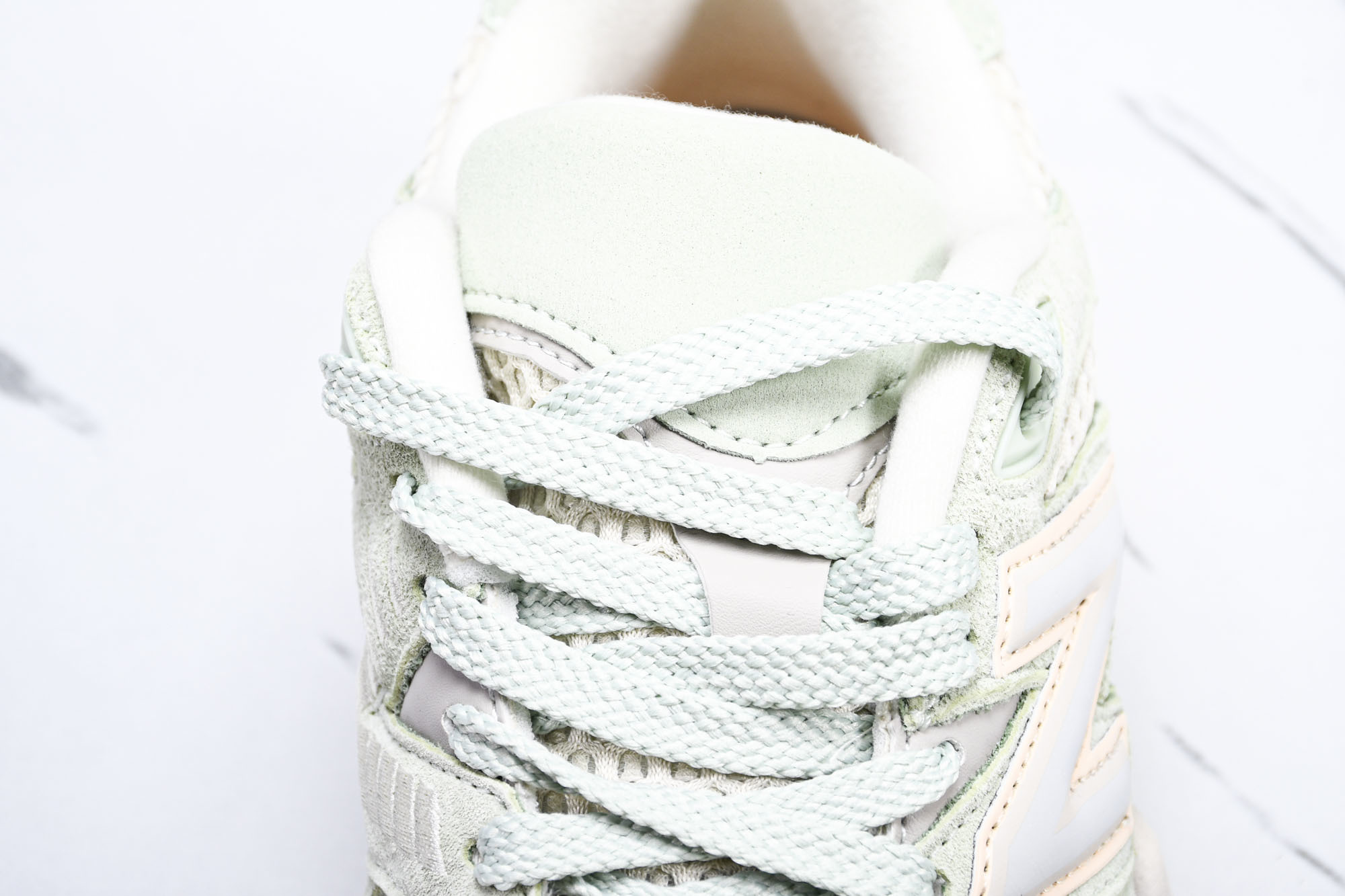 Joe Freshgoods x New Balance NB9060 联名款 复古休闲运动慢跑鞋 U9