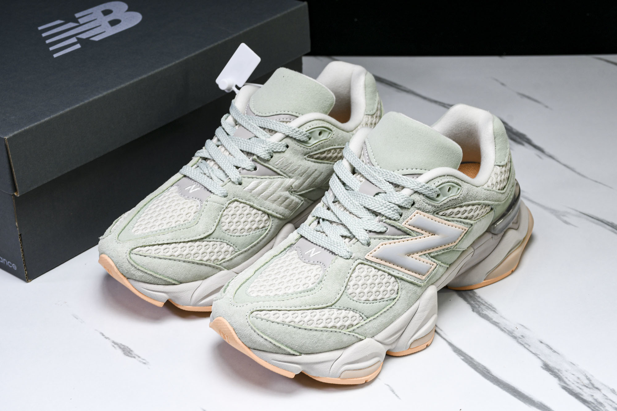 Joe Freshgoods x New Balance NB9060 联名款 复古休闲运动慢跑鞋 U9