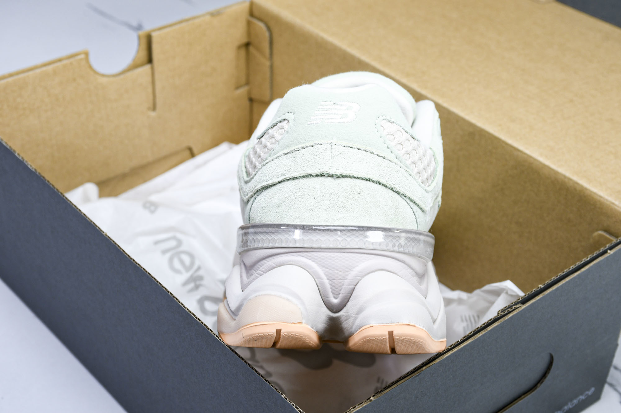 Joe Freshgoods x New Balance NB9060 联名款 复古休闲运动慢跑鞋 U9