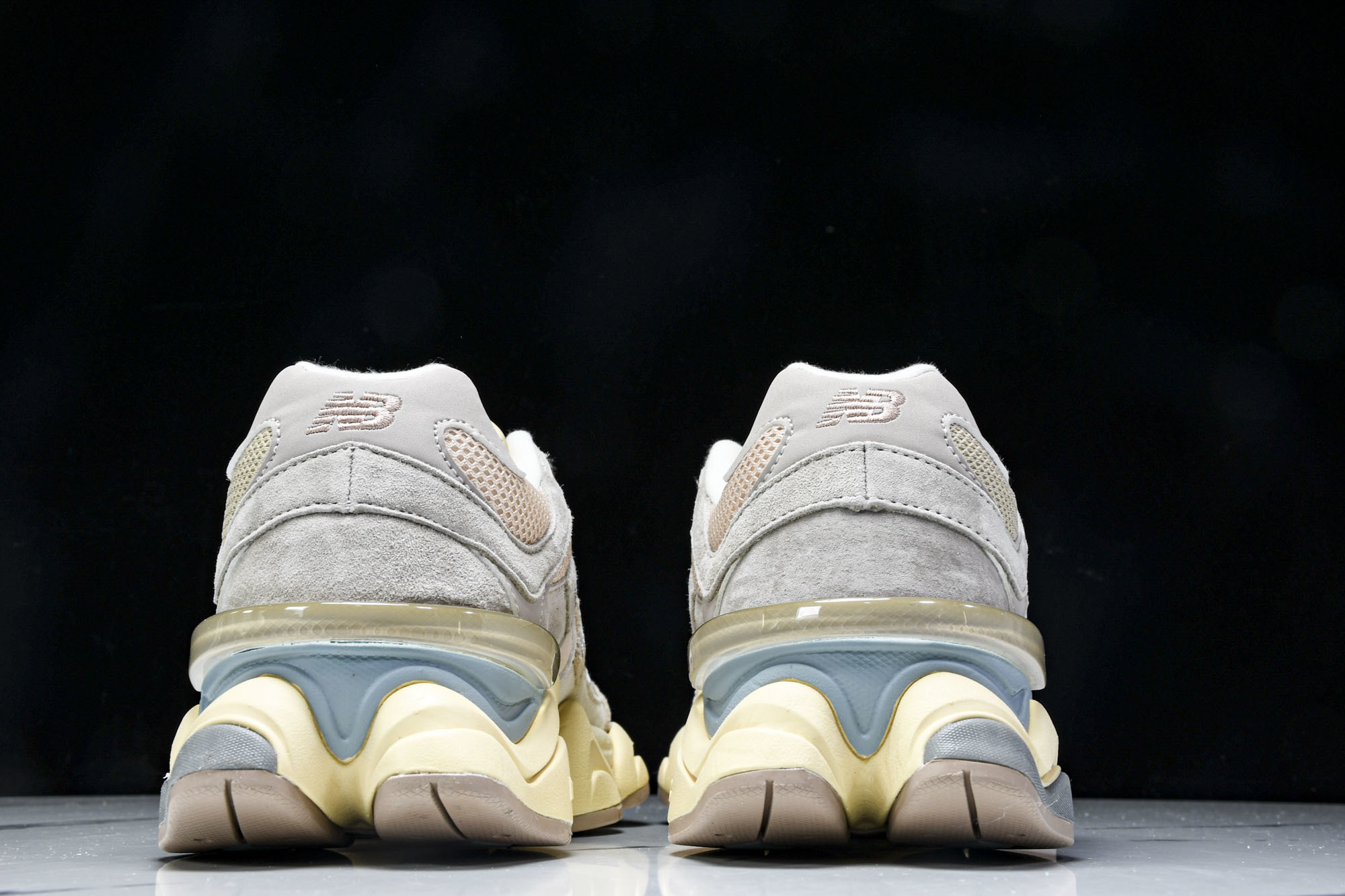 Joe Freshgoods x New Balance NB9060 联名款 复古休闲运动慢跑鞋 U9