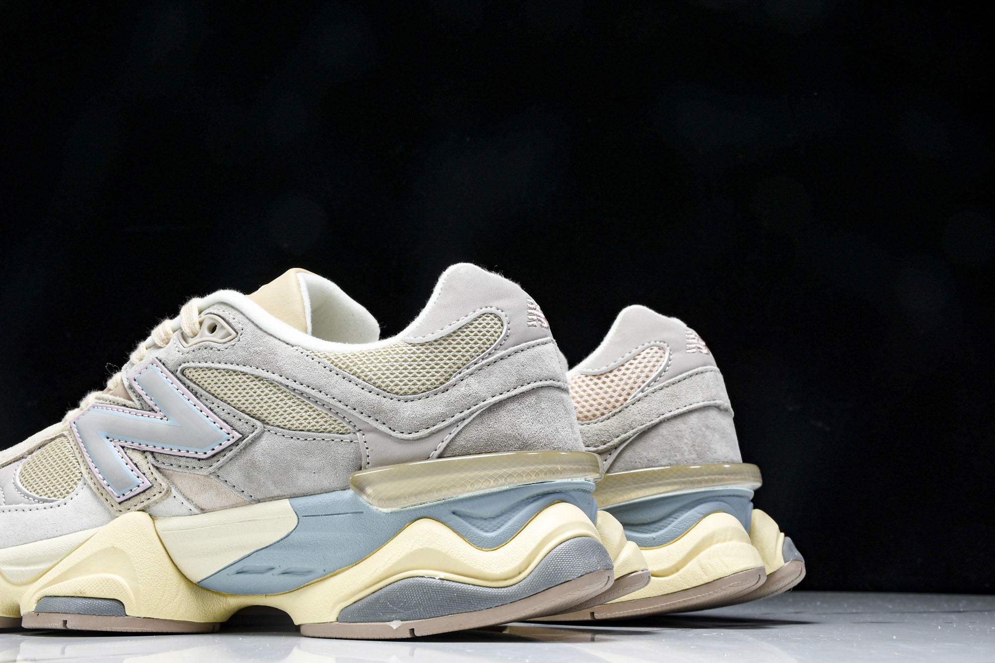 Joe Freshgoods x New Balance NB9060 联名款 复古休闲运动慢跑鞋 U9