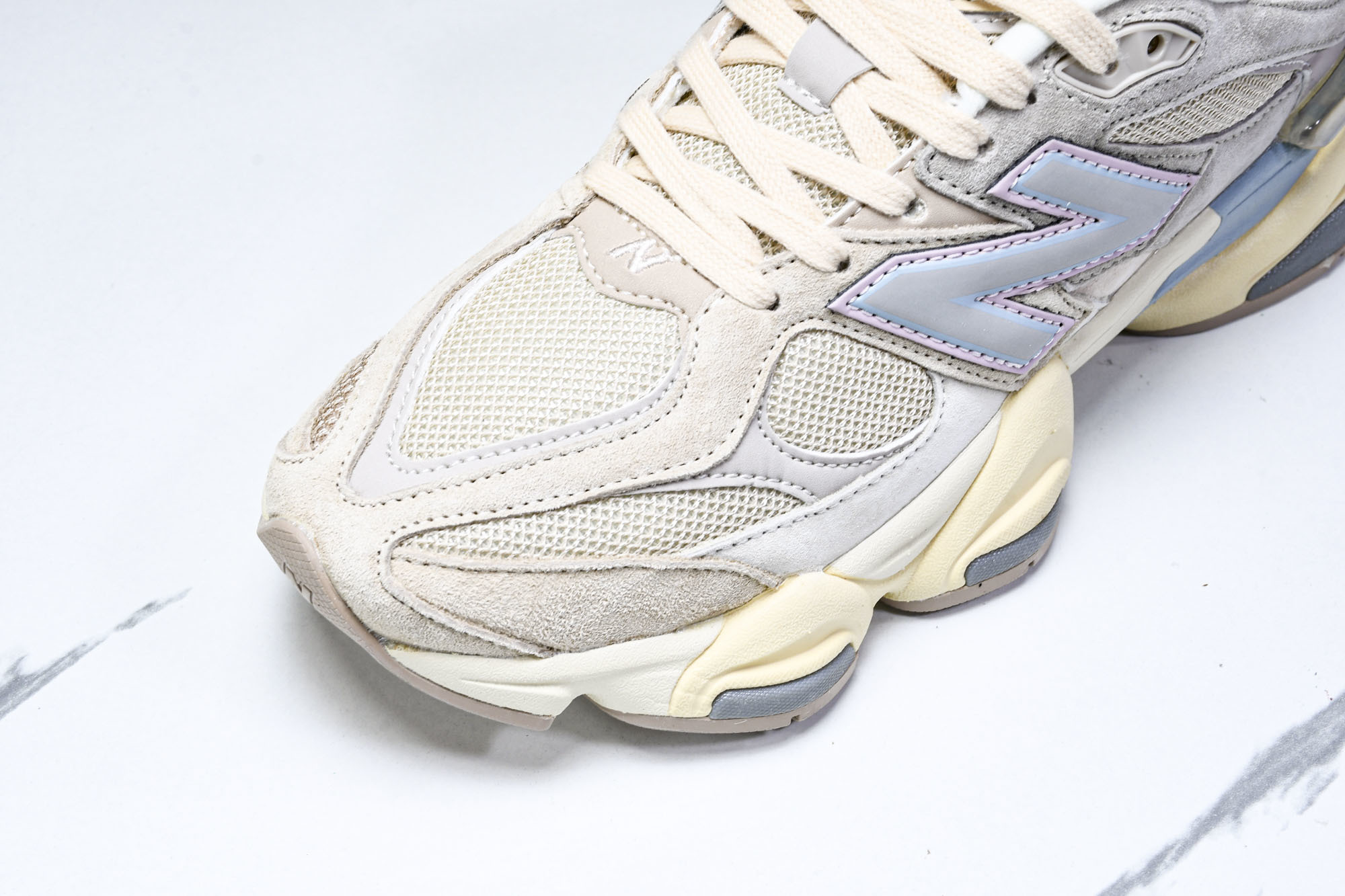 Joe Freshgoods x New Balance NB9060 联名款 复古休闲运动慢跑鞋 U9