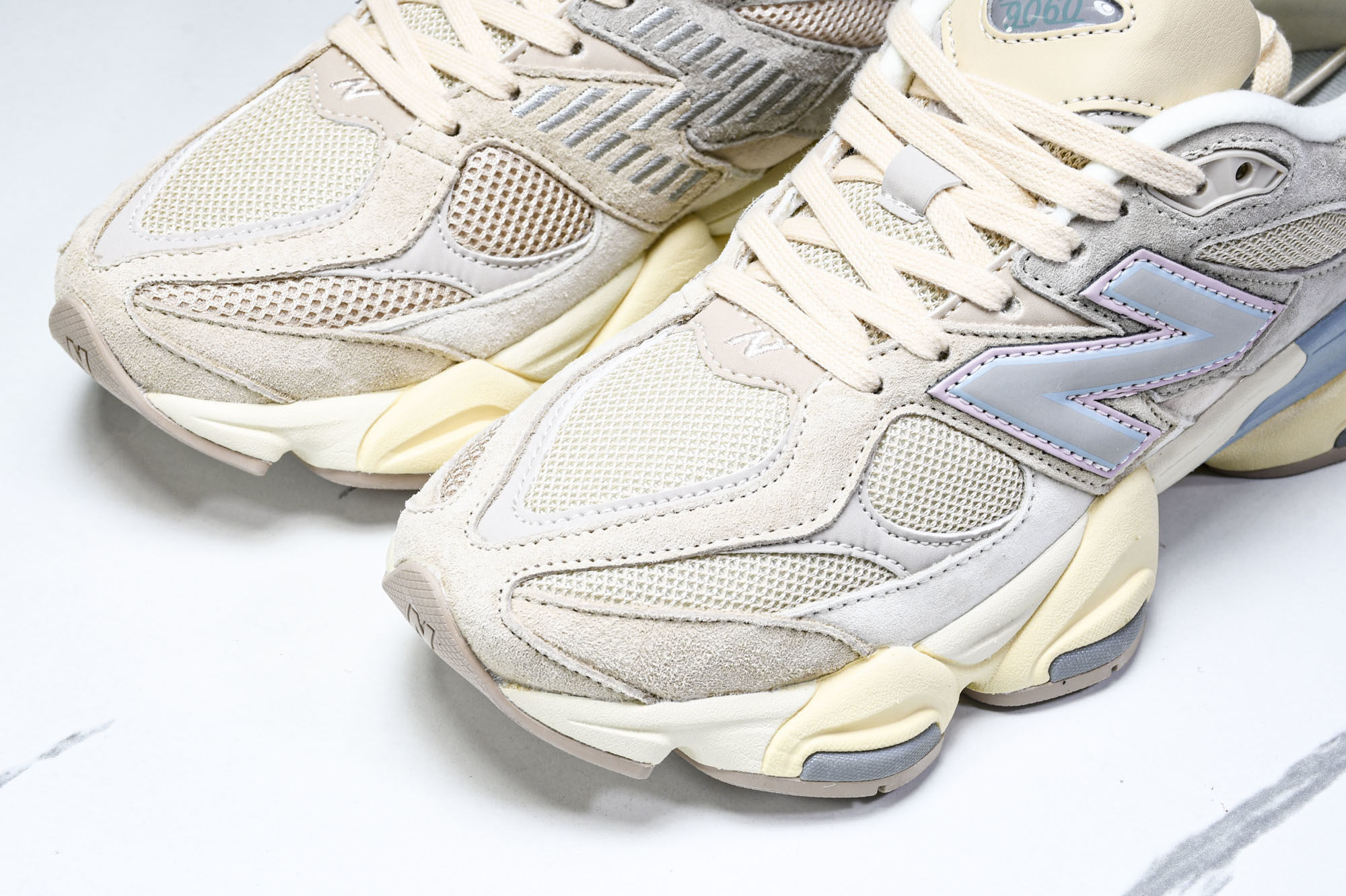 Joe Freshgoods x New Balance NB9060 联名款 复古休闲运动慢跑鞋 U9