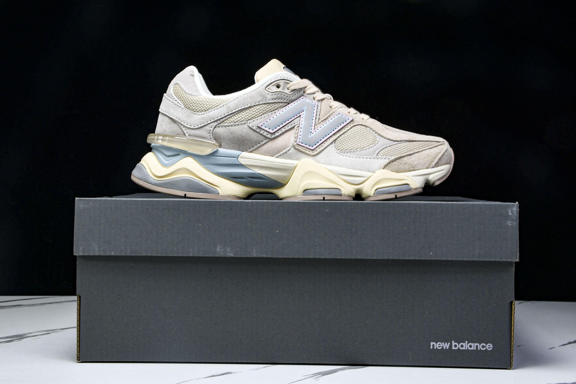 Joe Freshgoods x New Balance NB9060 联名款 复古休闲运动慢跑鞋 U9