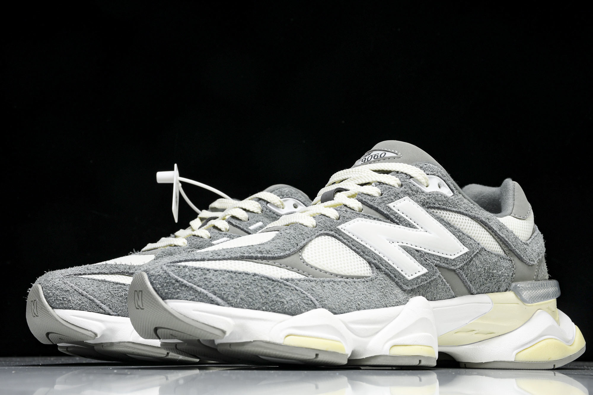 Joe Freshgoods x New Balance NB9060 联名款 复古休闲运动慢跑鞋 U9