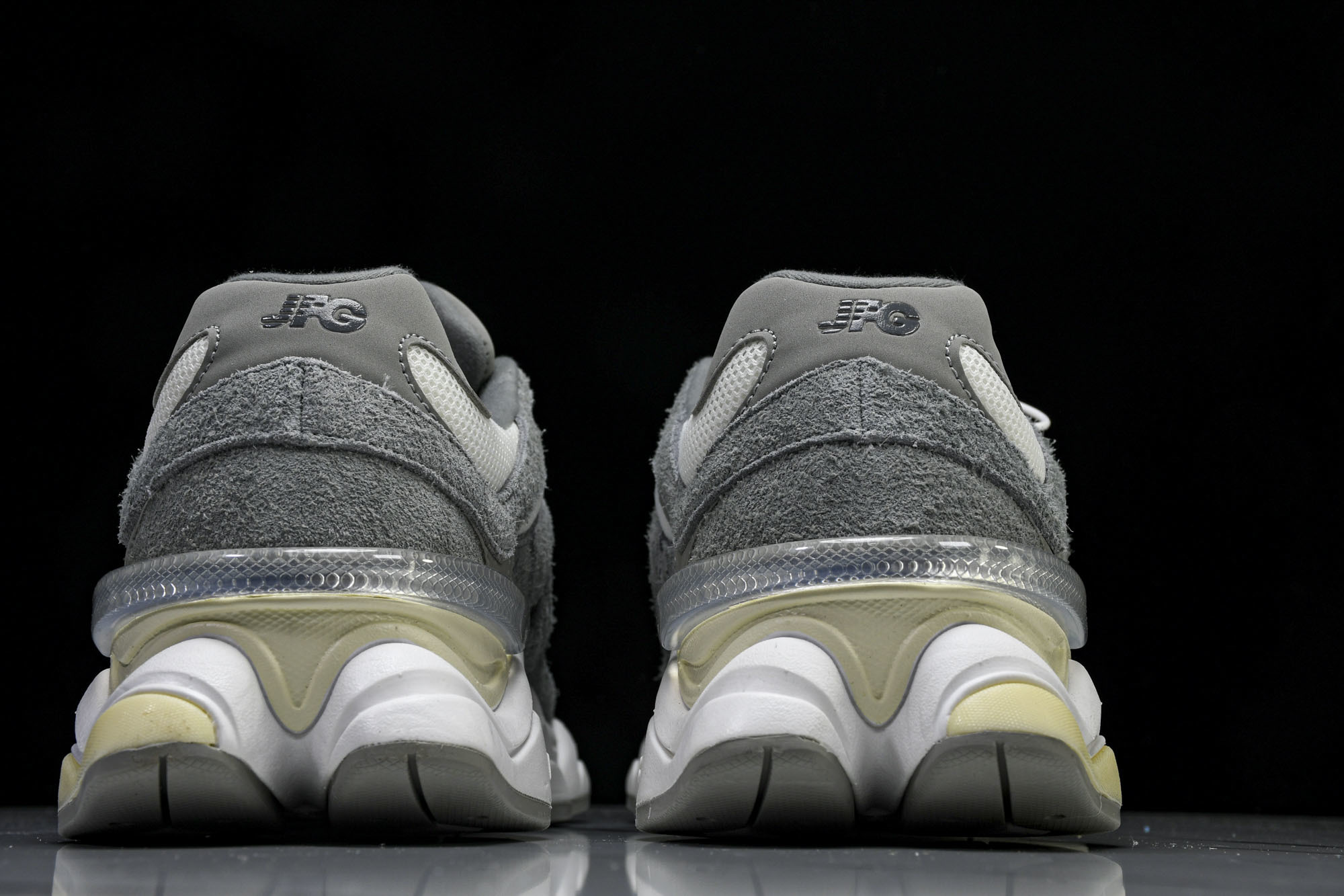 Joe Freshgoods x New Balance NB9060 联名款 复古休闲运动慢跑鞋 U9