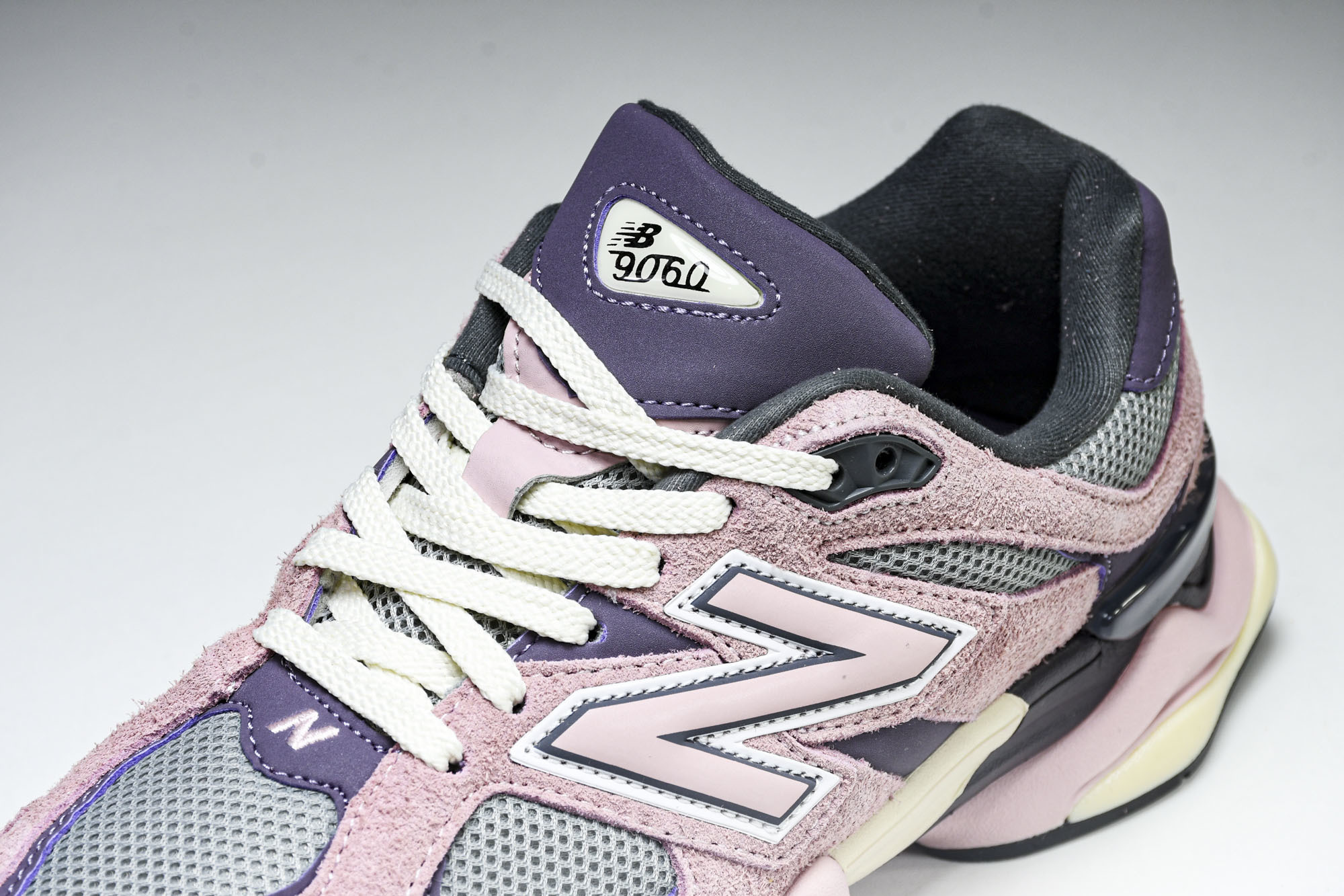 Joe Freshgoods x New Balance NB9060 联名款 复古休闲运动慢跑鞋 U9