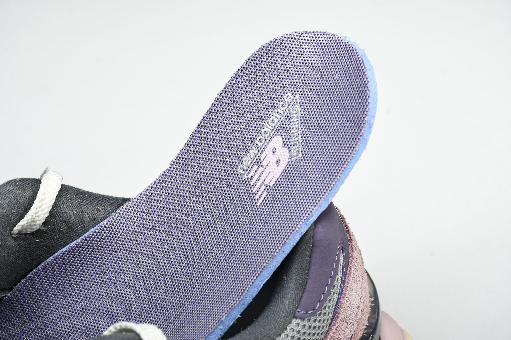 Joe Freshgoods x New Balance NB9060 联名款 复古休闲运动慢跑鞋 U9